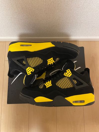 Nike Air Jordan 4 Retro "Thunder"(2023)