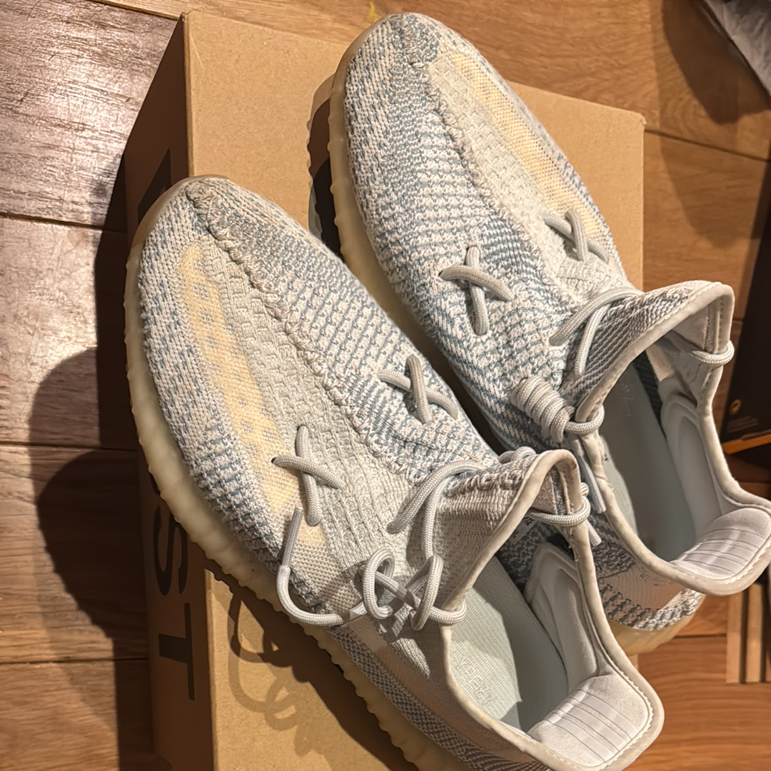adidas YEEZY Boost 350 V2 "Cloud White"