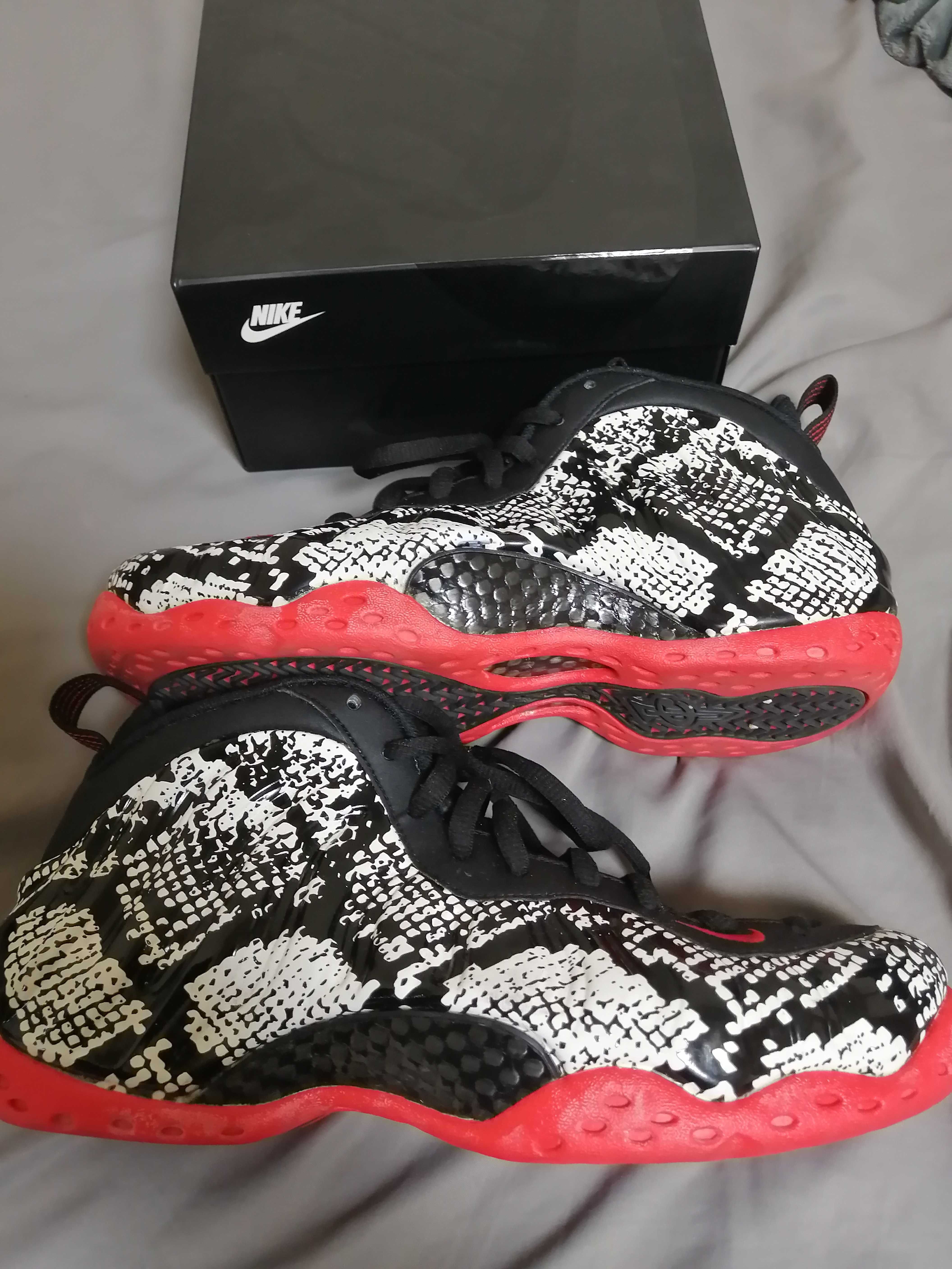 Nike Air Foamposite One "Sail/Black/Habanero Red"