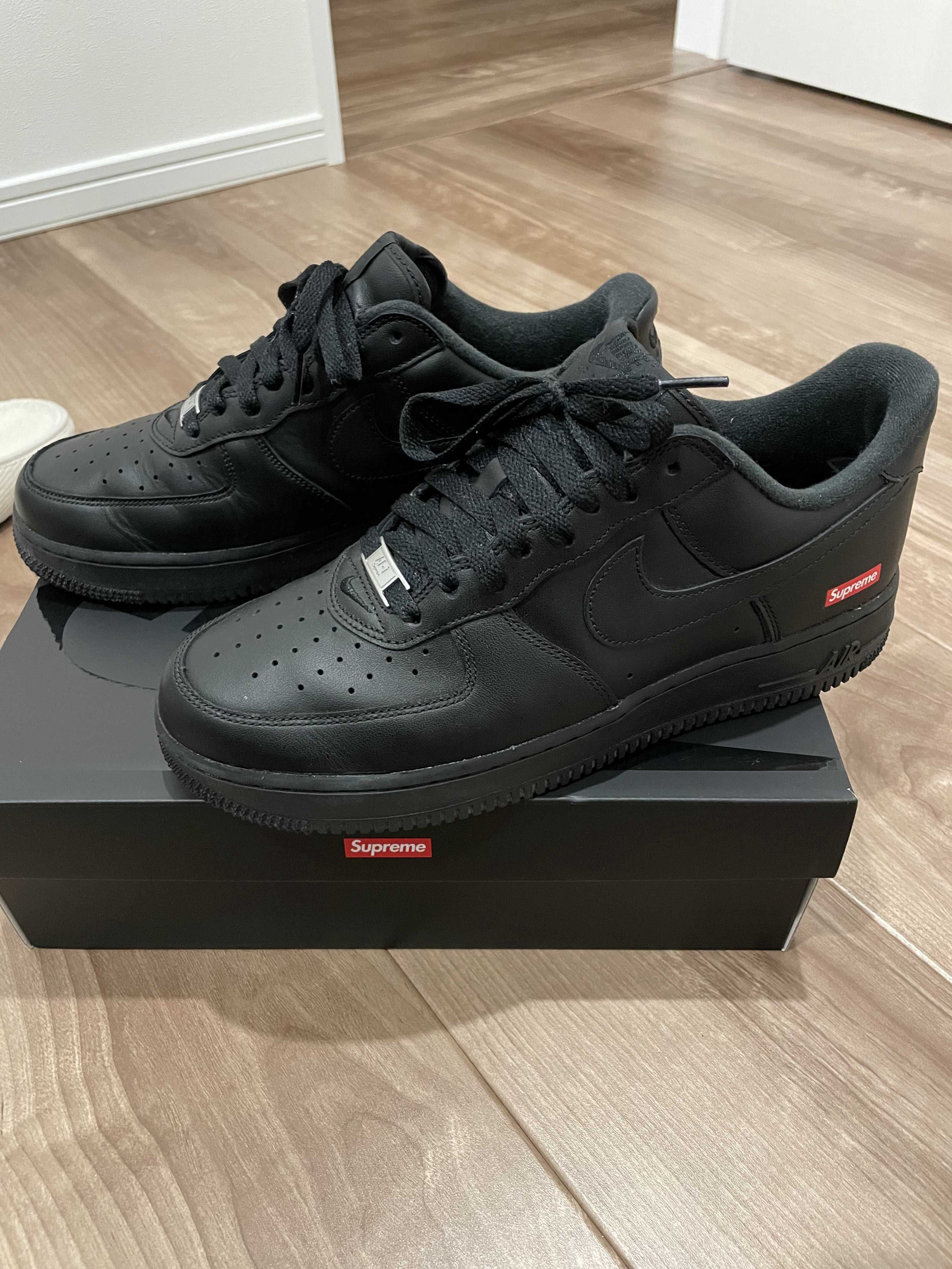 Supreme × Nike Air Force 1 Low "Black"