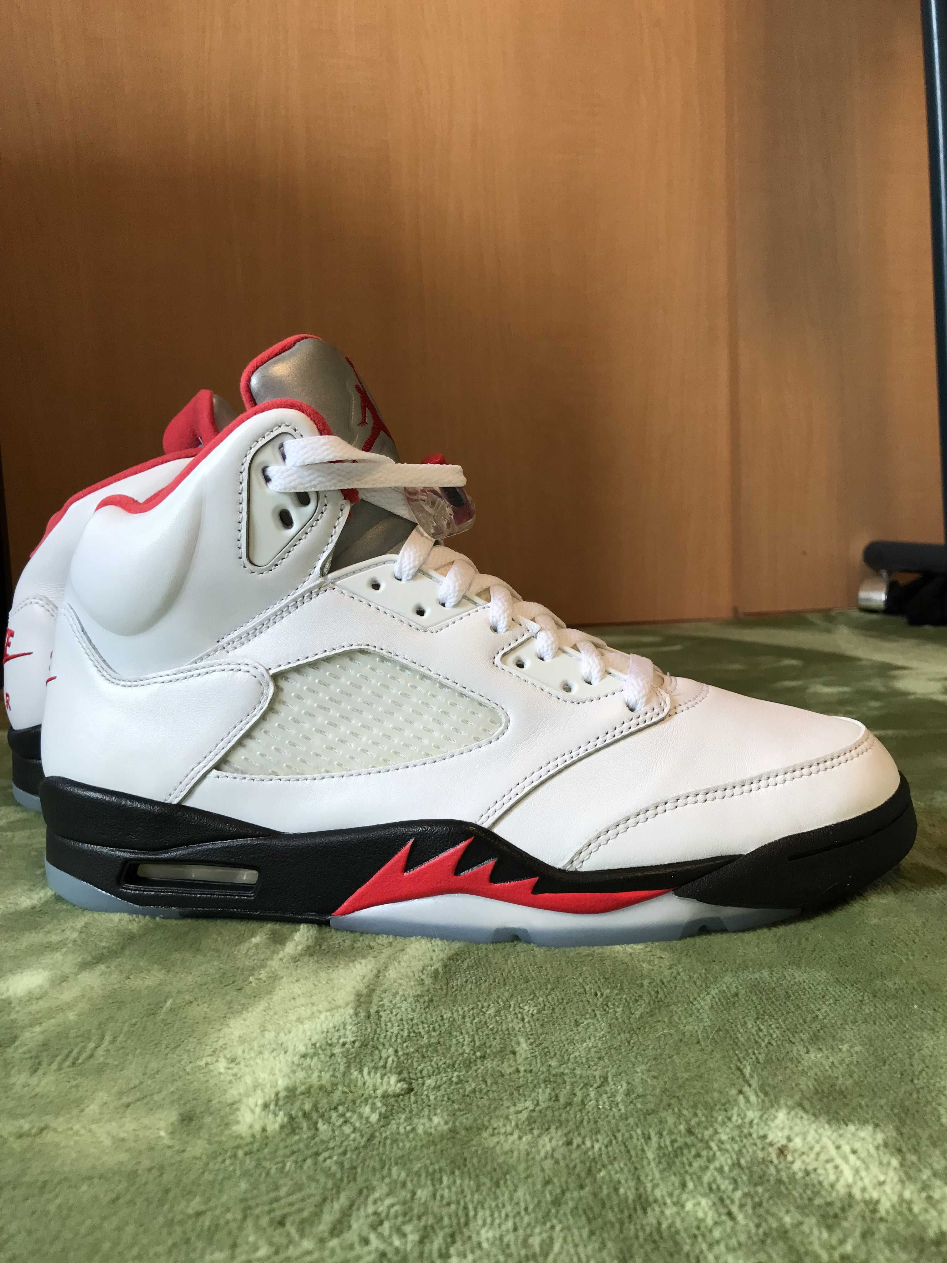 Nike Air Jordan 5 Retro "Fire Red" (2020)
