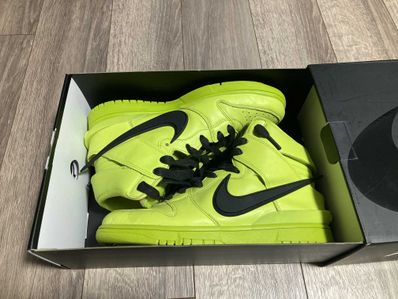 AMBUSH × NIKE DUNK HIGH "FLASH LIME"