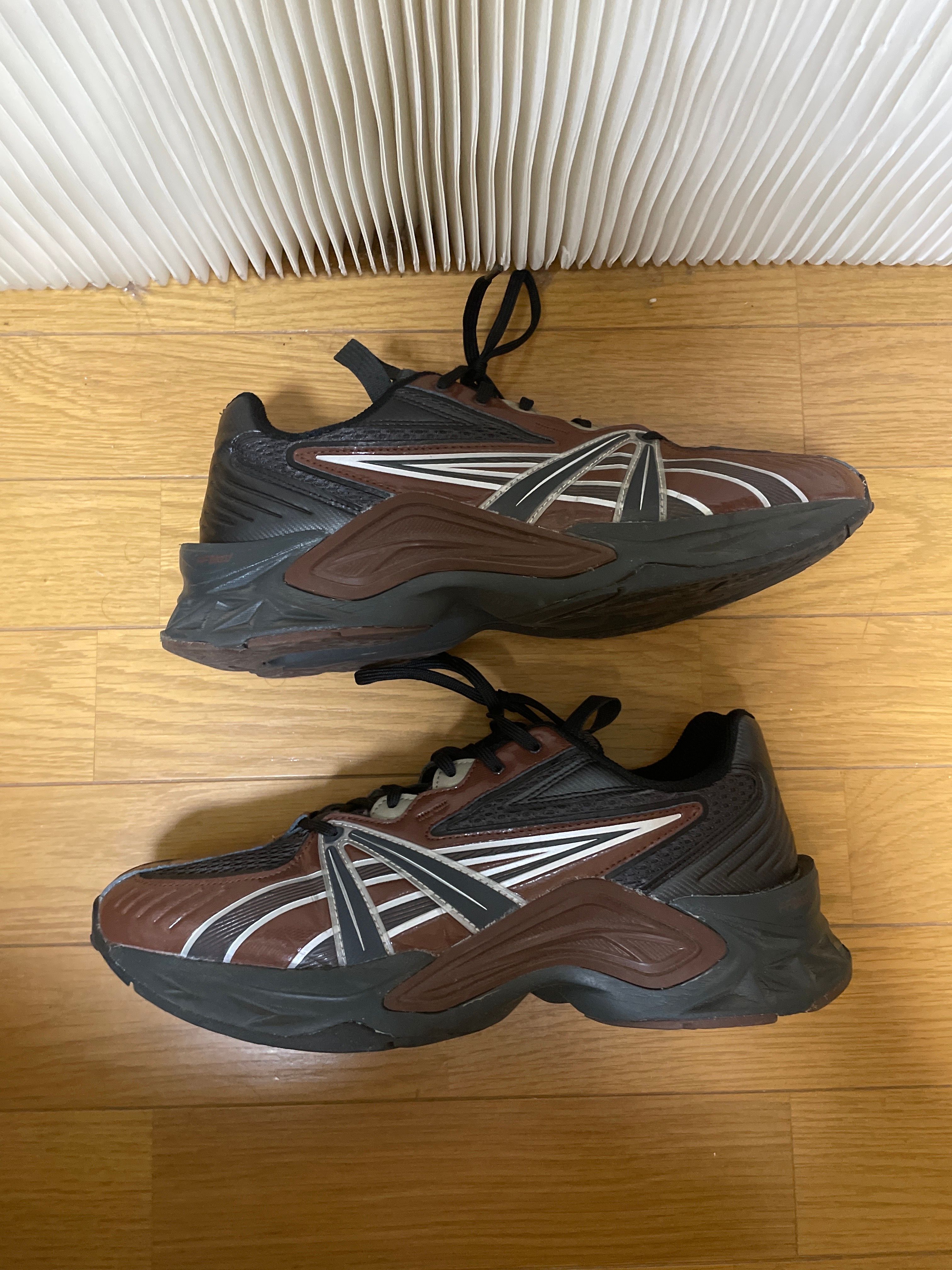 アシックス HN2 S プロトブラスト "ブラウン"