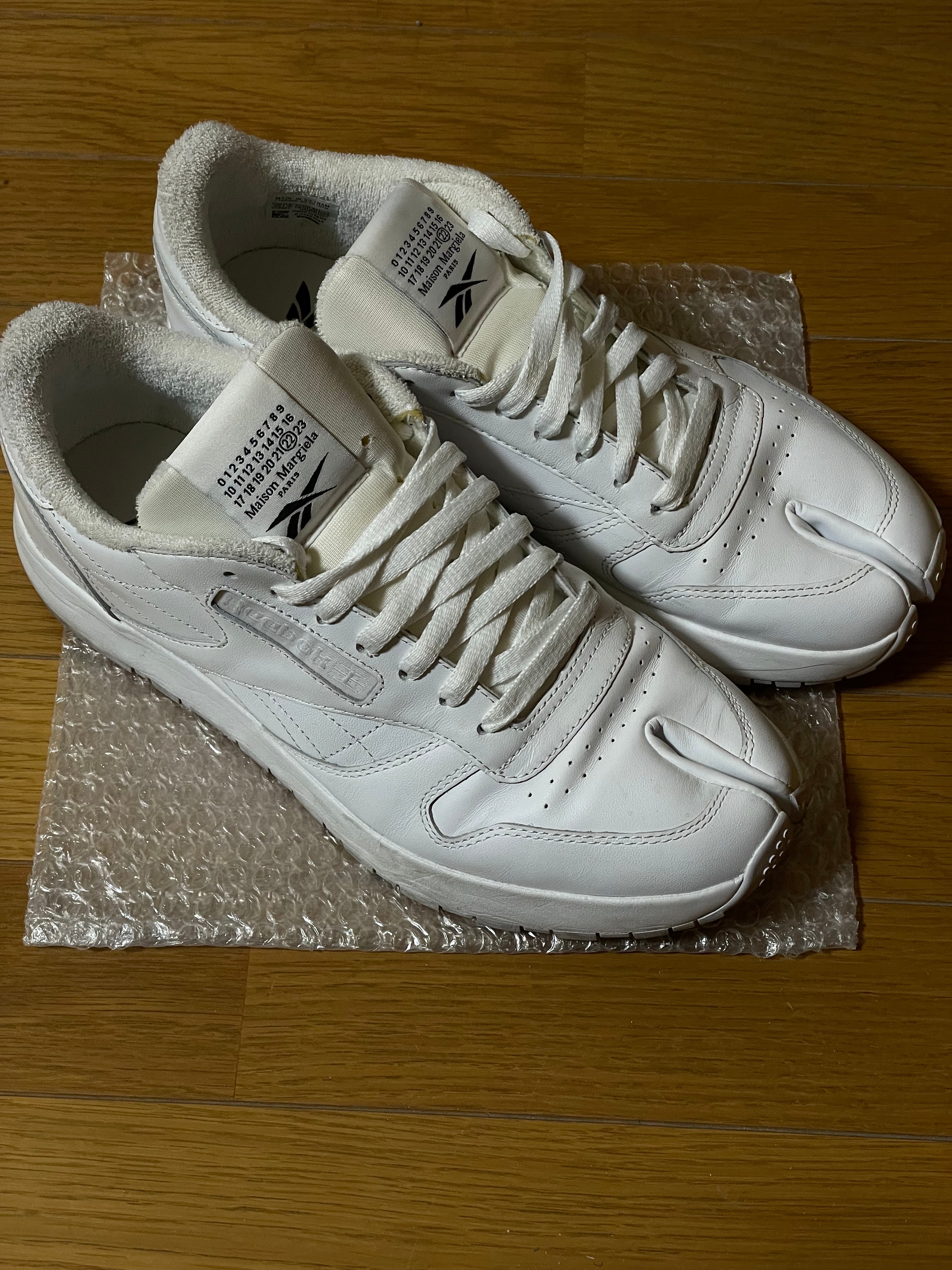 メゾンマルジェラ × リーボック クラシックレザー タビ プロジェクト 0 CL  "ホワイト"