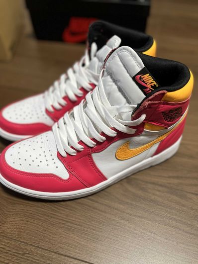 Nike Air Jordan 1 High OG "Light Fusion Red"