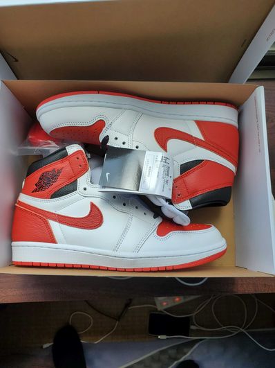 Nike Air Jordan 1 High OG "Heritage"