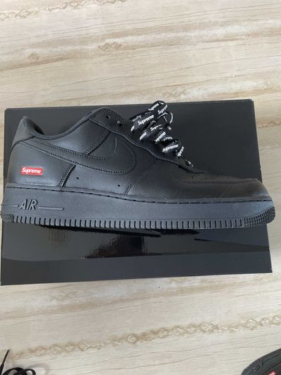Supreme × Nike Air Force 1 Low "Black"