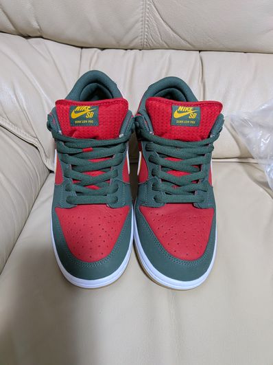 Nike SB Dunk Low PRM "Seattle Supersonics/Fir and Fire Red"