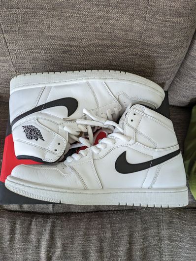 Nike Air Jordan 1 Retro High "Yin Yang White"