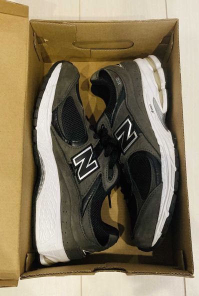 New Balance 2002R "Black/Gray"