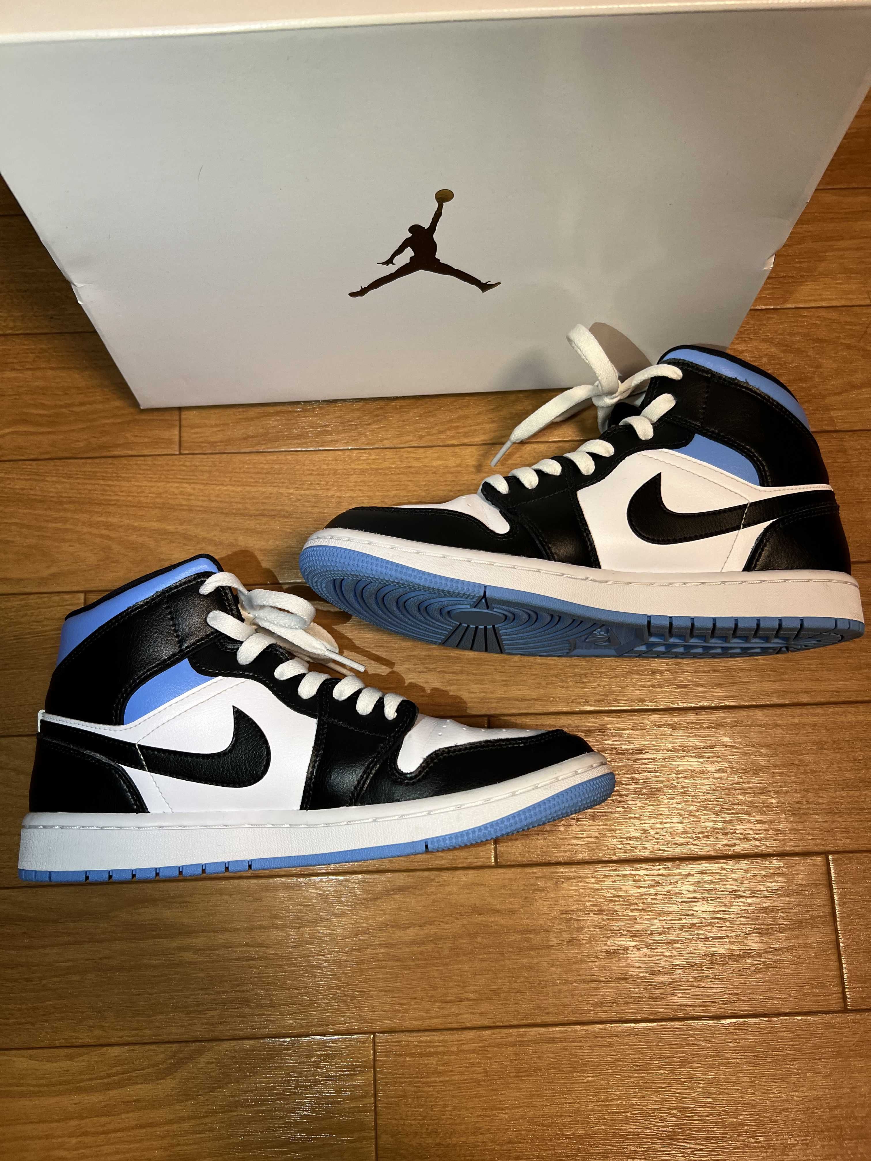 Nike Women's Air Jordan 1 Mid "Black/University Blue"