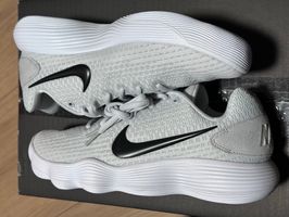 ナイキ ハイパーダンク2017 ロー "ウルフグレー"