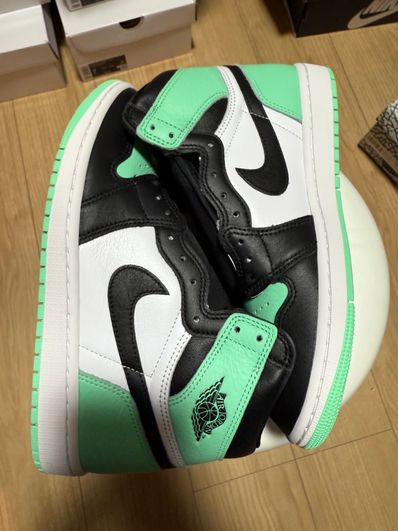 Nike Air Jordan 1 High OG "Green Glow"