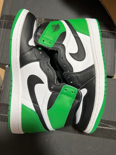 Nike Air Jordan 1 Retro High OG "Celtics/Black and Lucky Green" (2023)