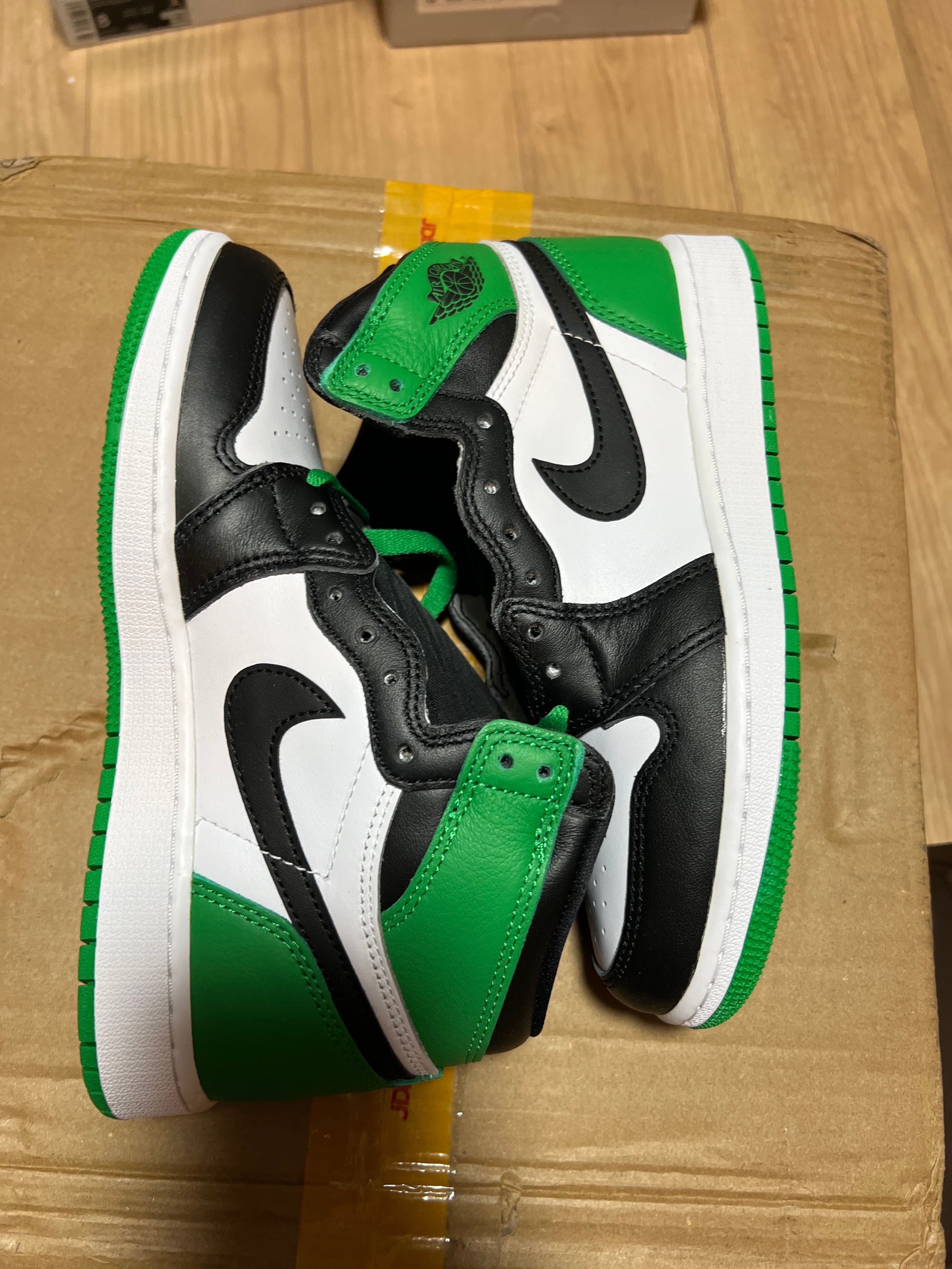Nike GS Air Jordan 1 Retro High OG "Celtics/Black and Lucky Green" (2023)