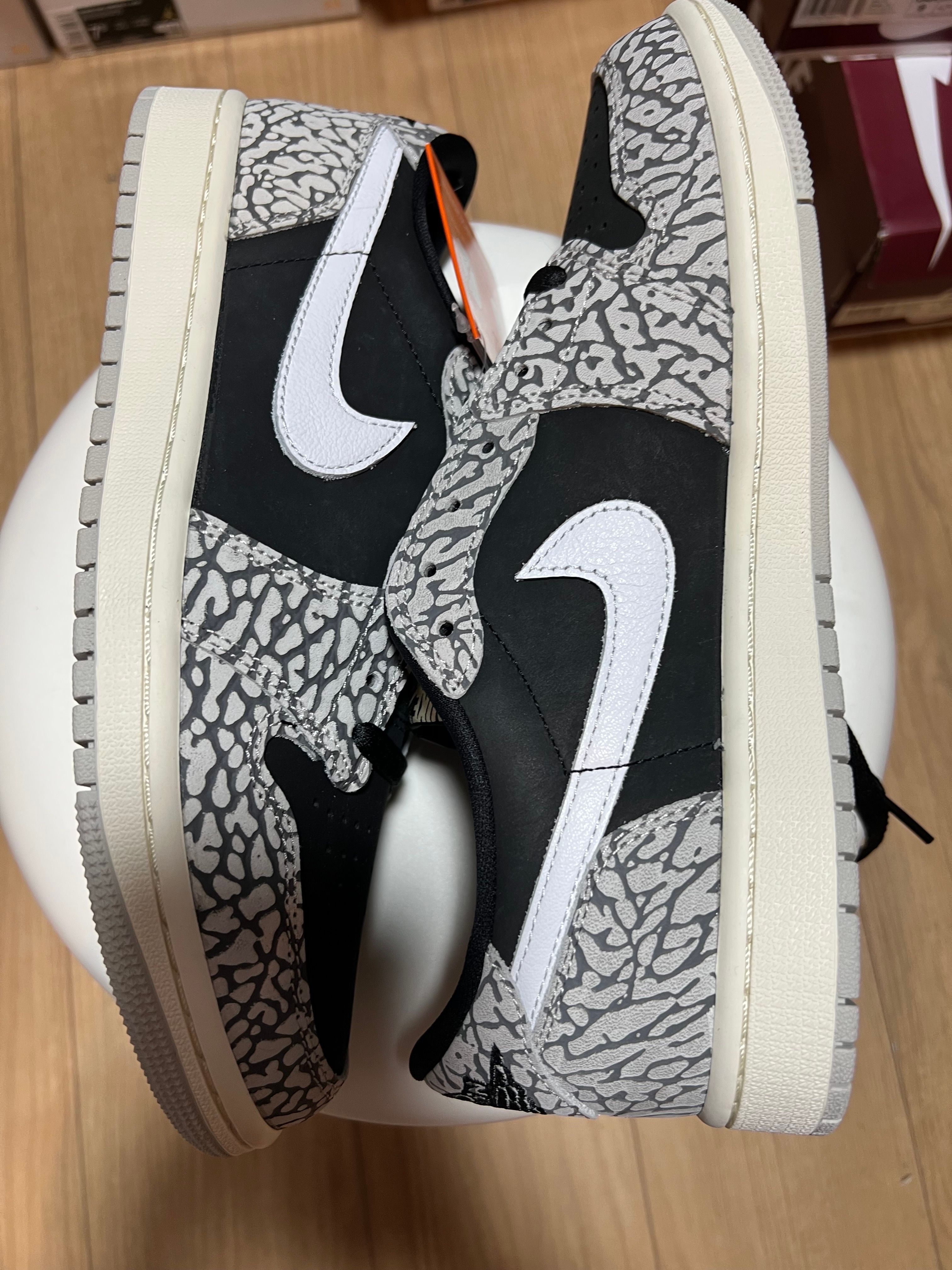 Nike Air Jordan 1 Retro Low OG "Black Cement"