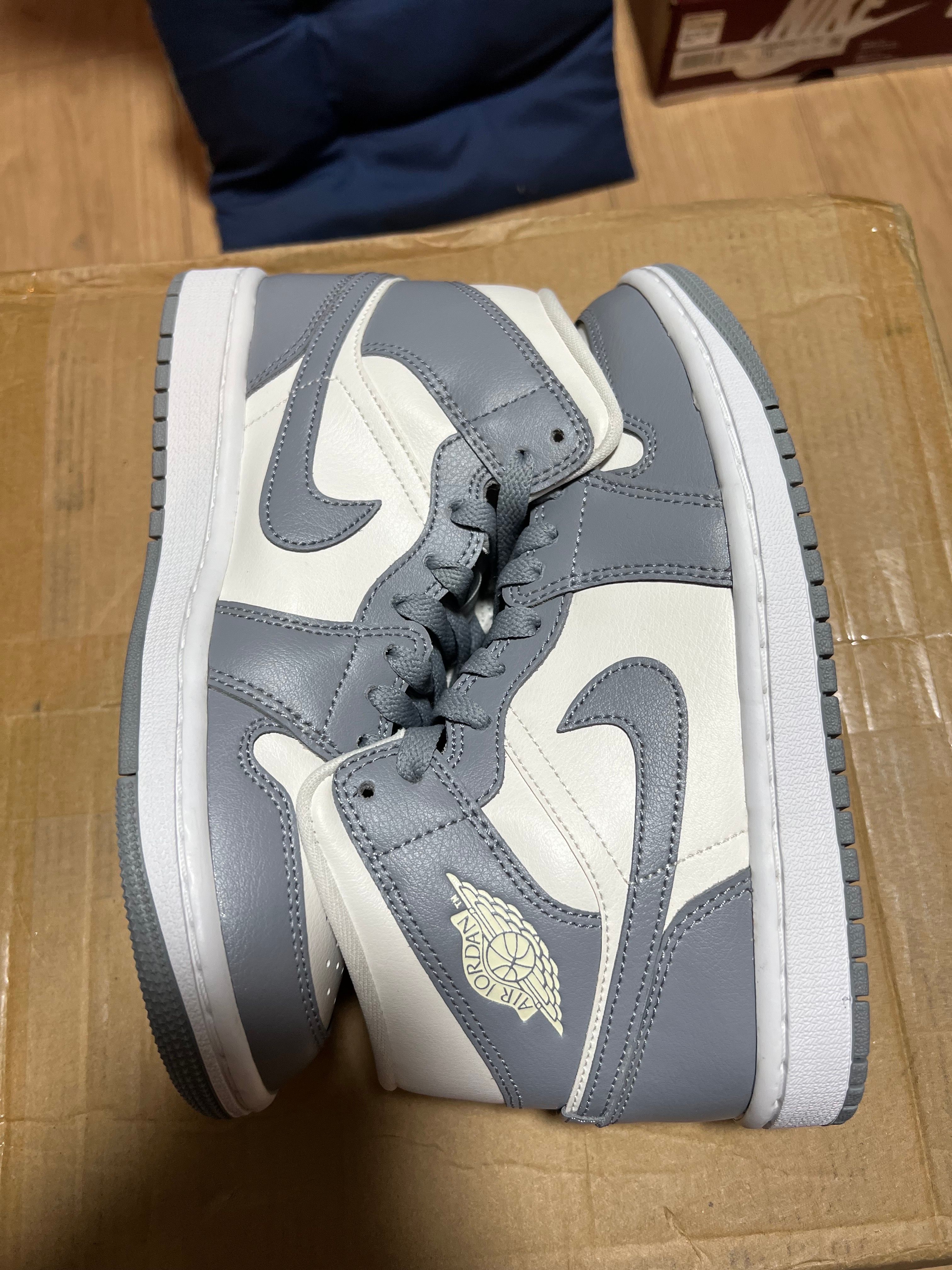 Nike Women's Air Jordan 1 Mid "Grey/Sail"