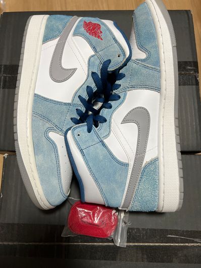 Nike Air Jordan 1 Mid SE "White/Hyper Royal/Red"