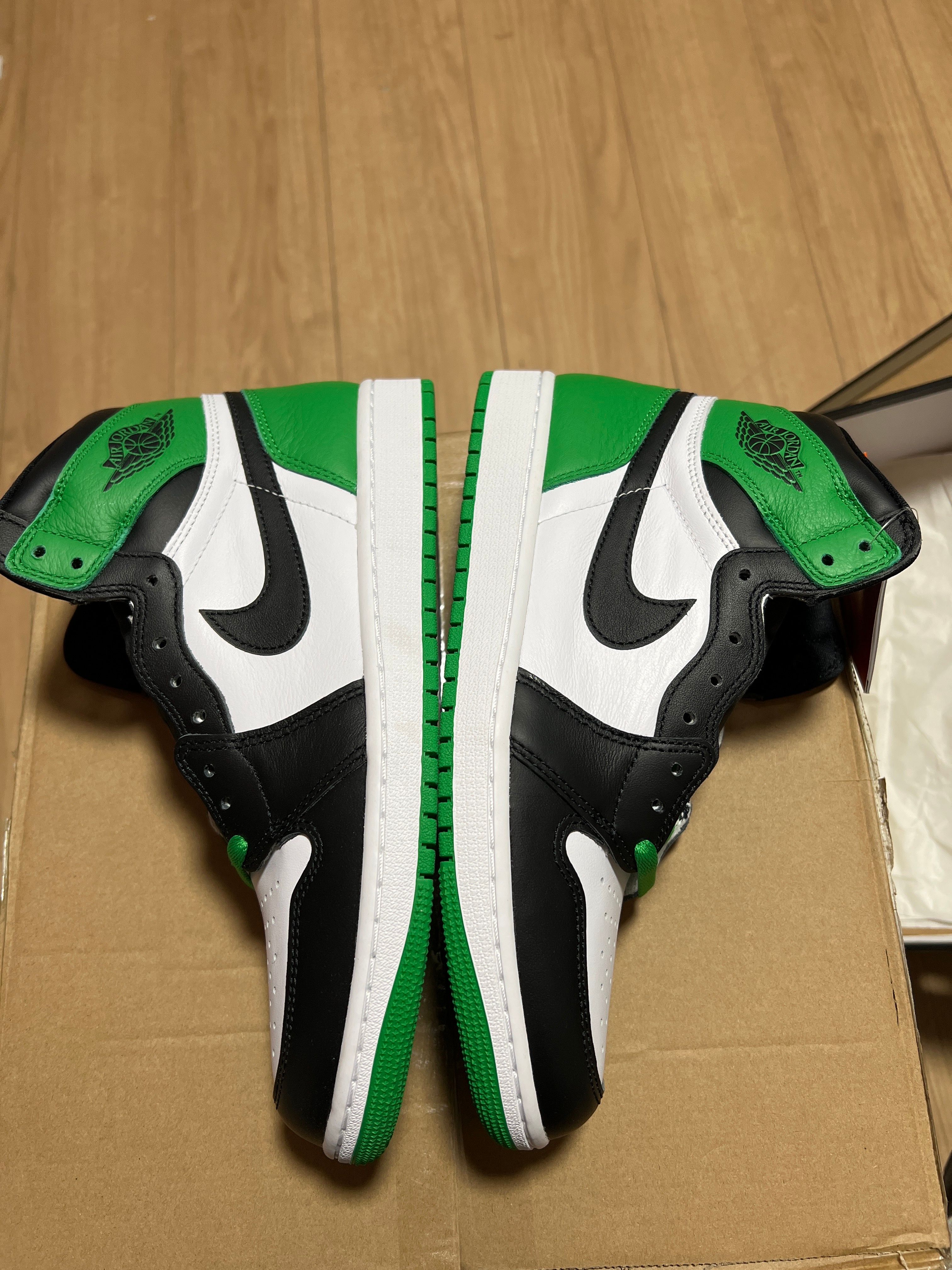 Nike Air Jordan 1 Retro High OG "Celtics/Black and Lucky Green" (2023)
