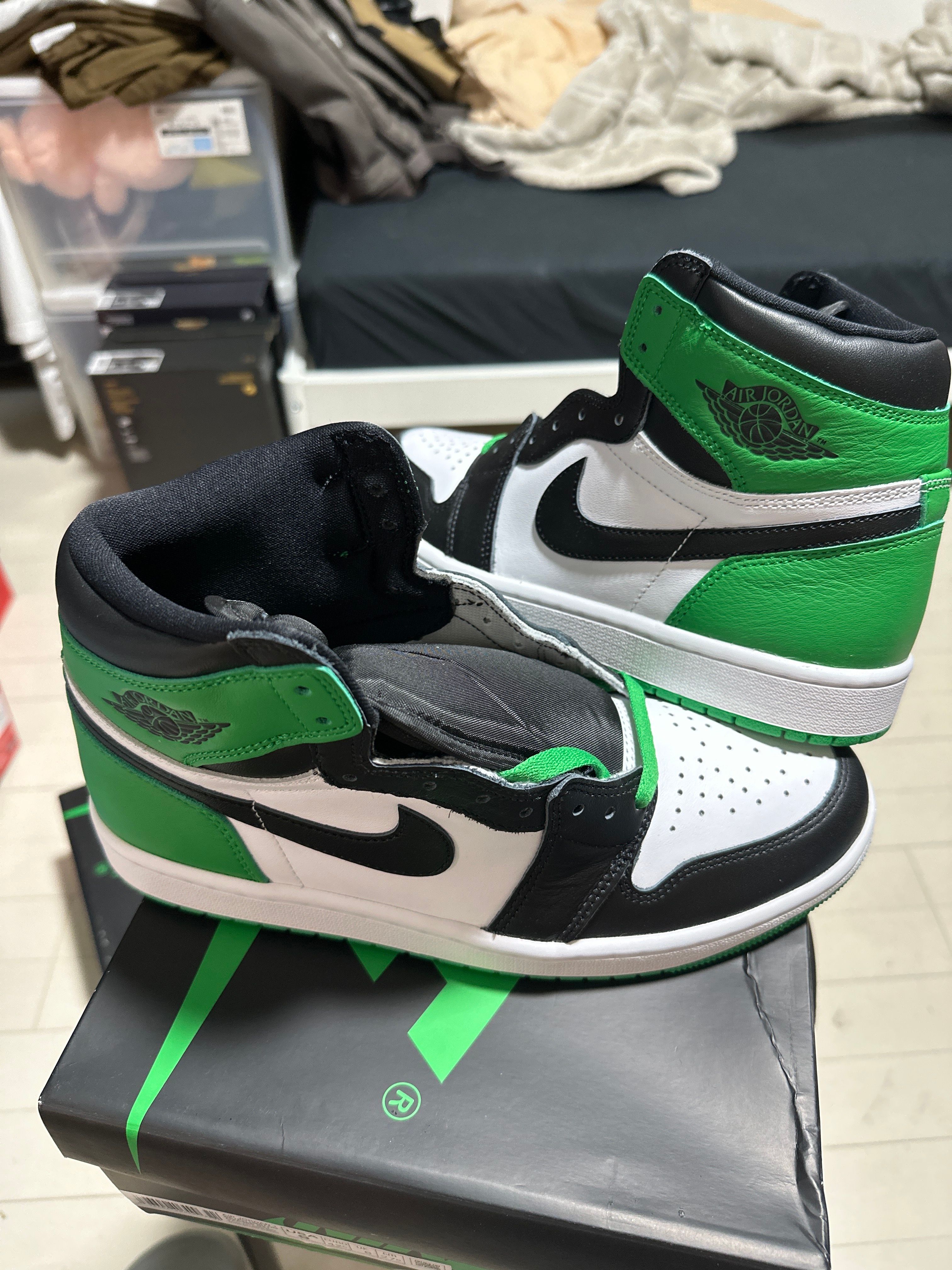 Nike Air Jordan 1 Retro High OG "Celtics/Black and Lucky Green" (2023)