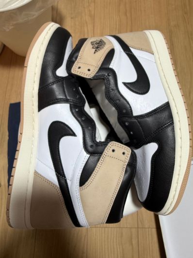 Nike Women's Air Jordan 1 Retro High OG "Latte"