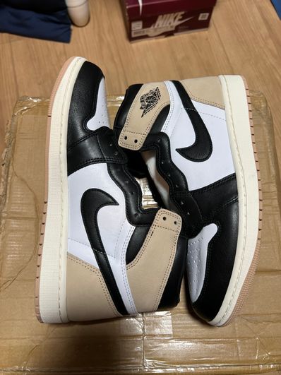 Nike Women's Air Jordan 1 Retro High OG "Latte"