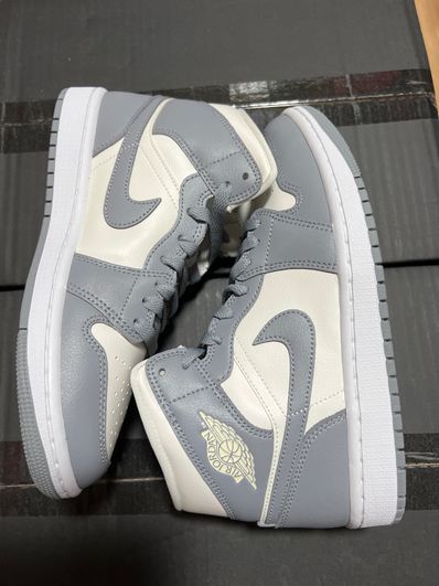 Nike Women's Air Jordan 1 Mid "Grey/Sail"