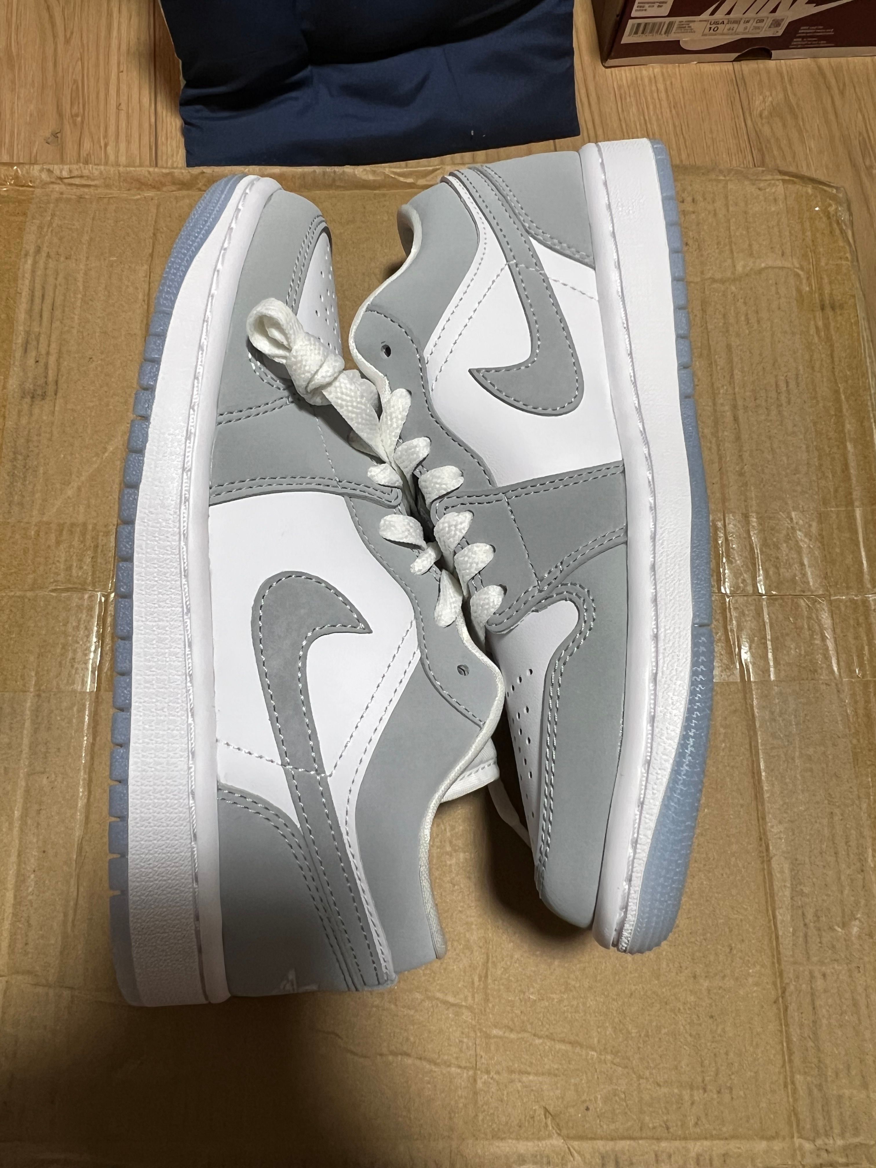 Nike Women's Air Jordan 1 Low "Wolf Grey"