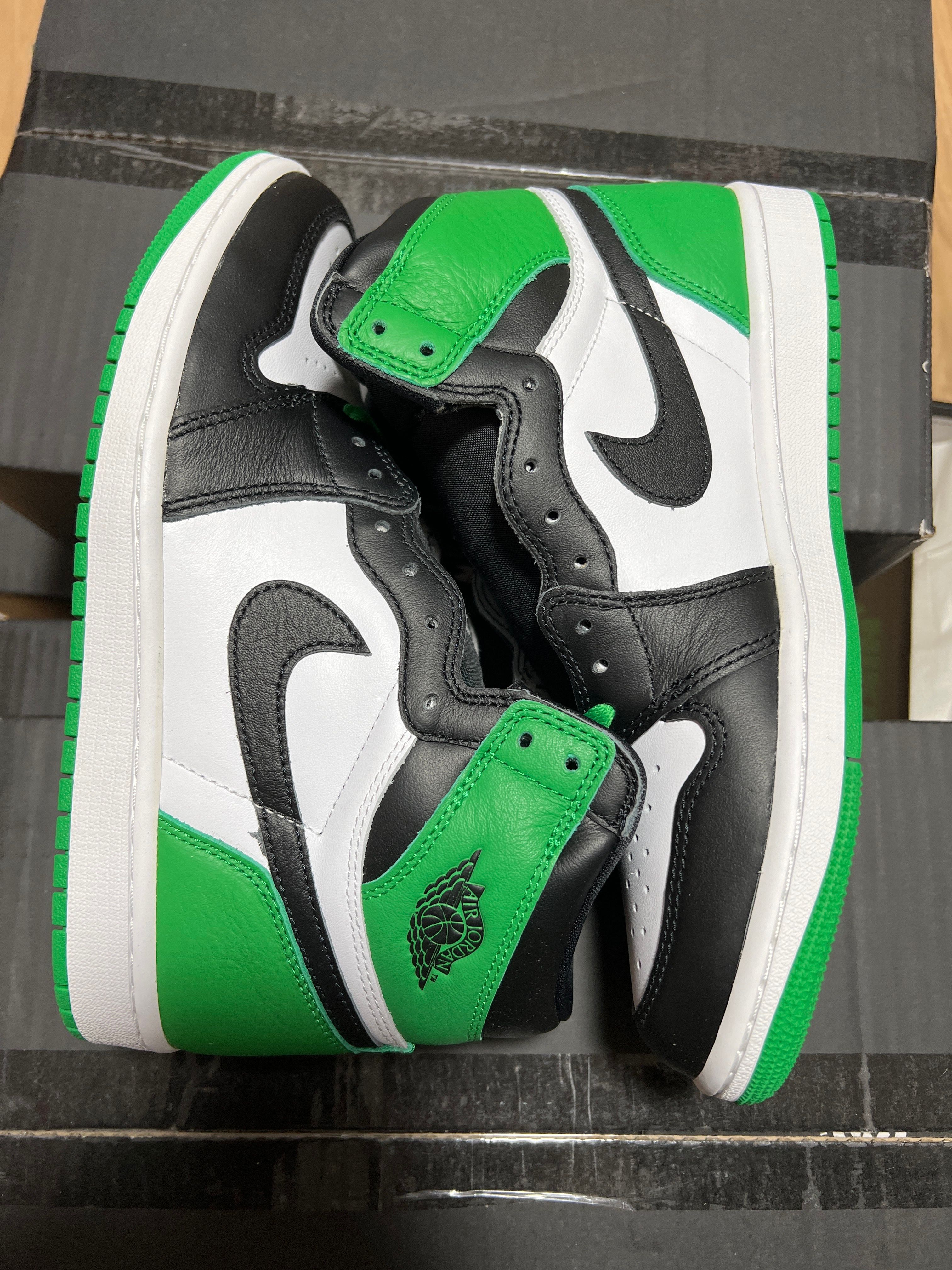 Nike Air Jordan 1 Retro High OG "Celtics/Black and Lucky Green" (2023)