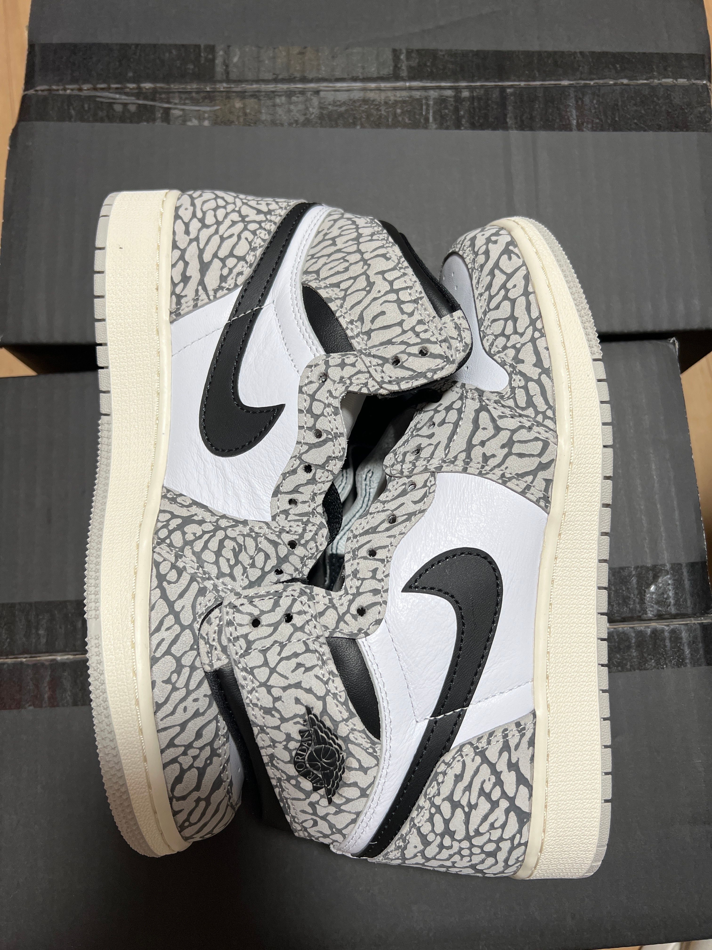 Nike GS Air Jordan 1 High OG "White Cement"