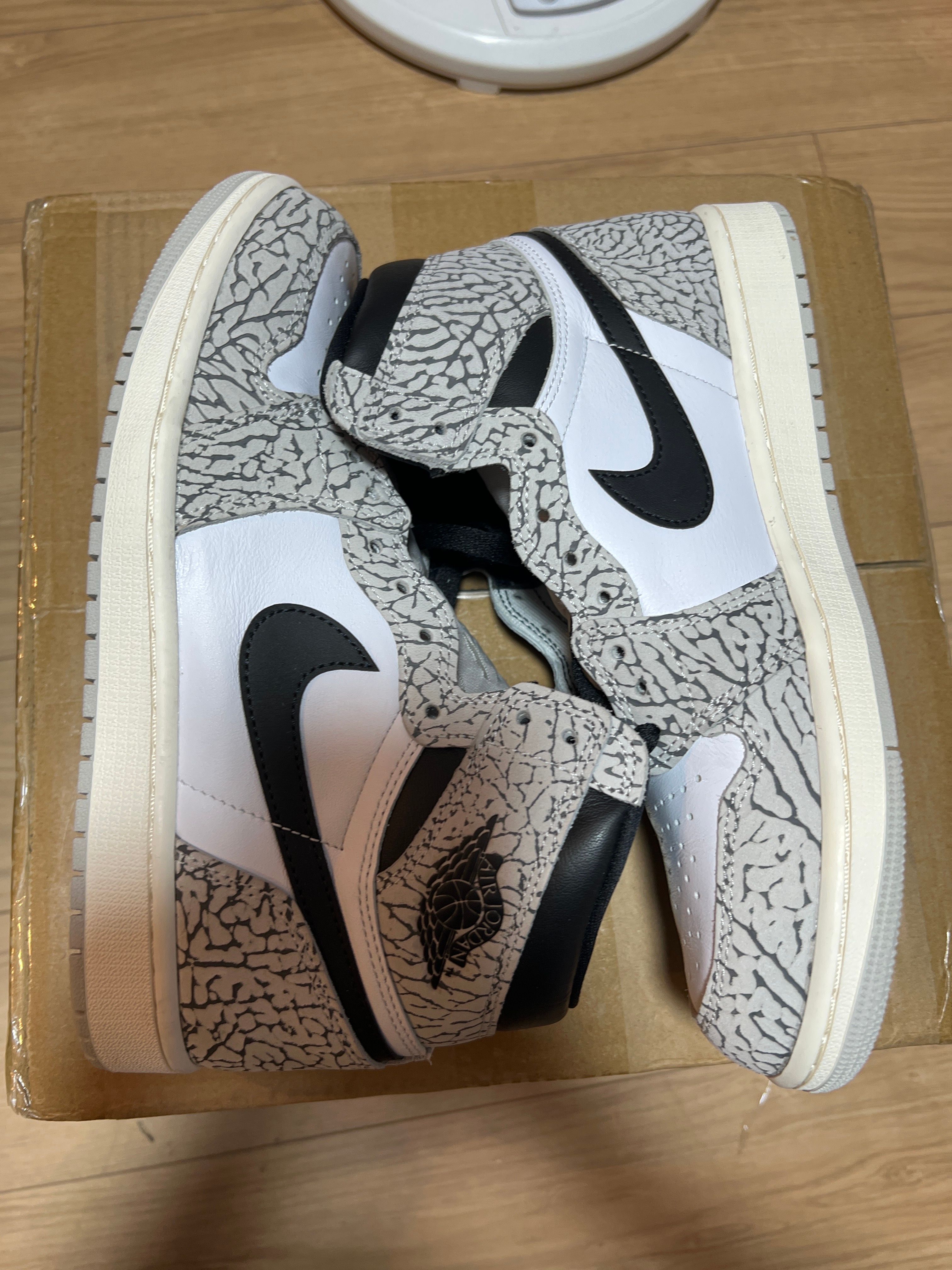 Nike Air Jordan 1 High OG "White Cement/Safari"