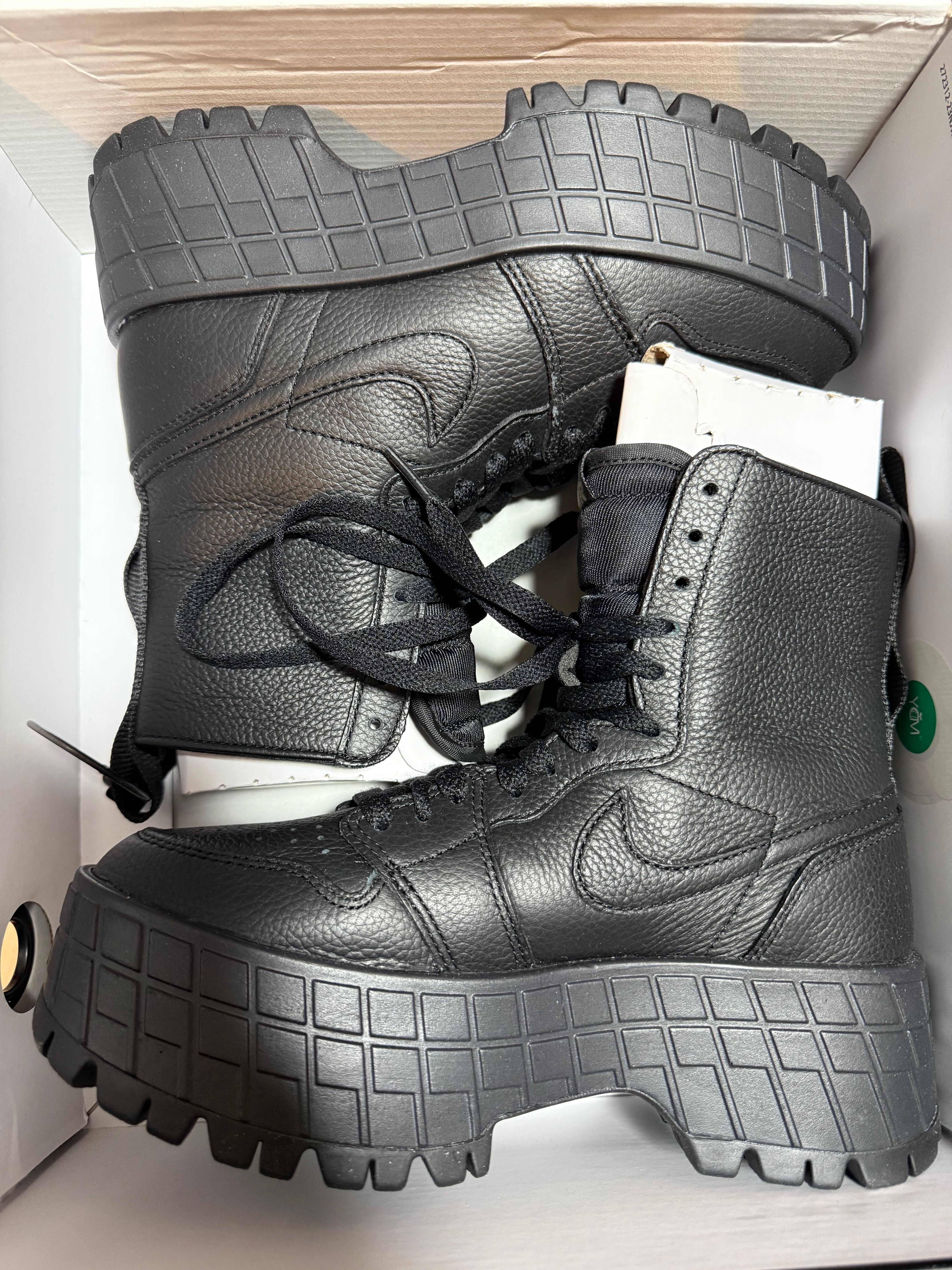 Nike Women's Air Jordan 1 Brooklyn High "Black"