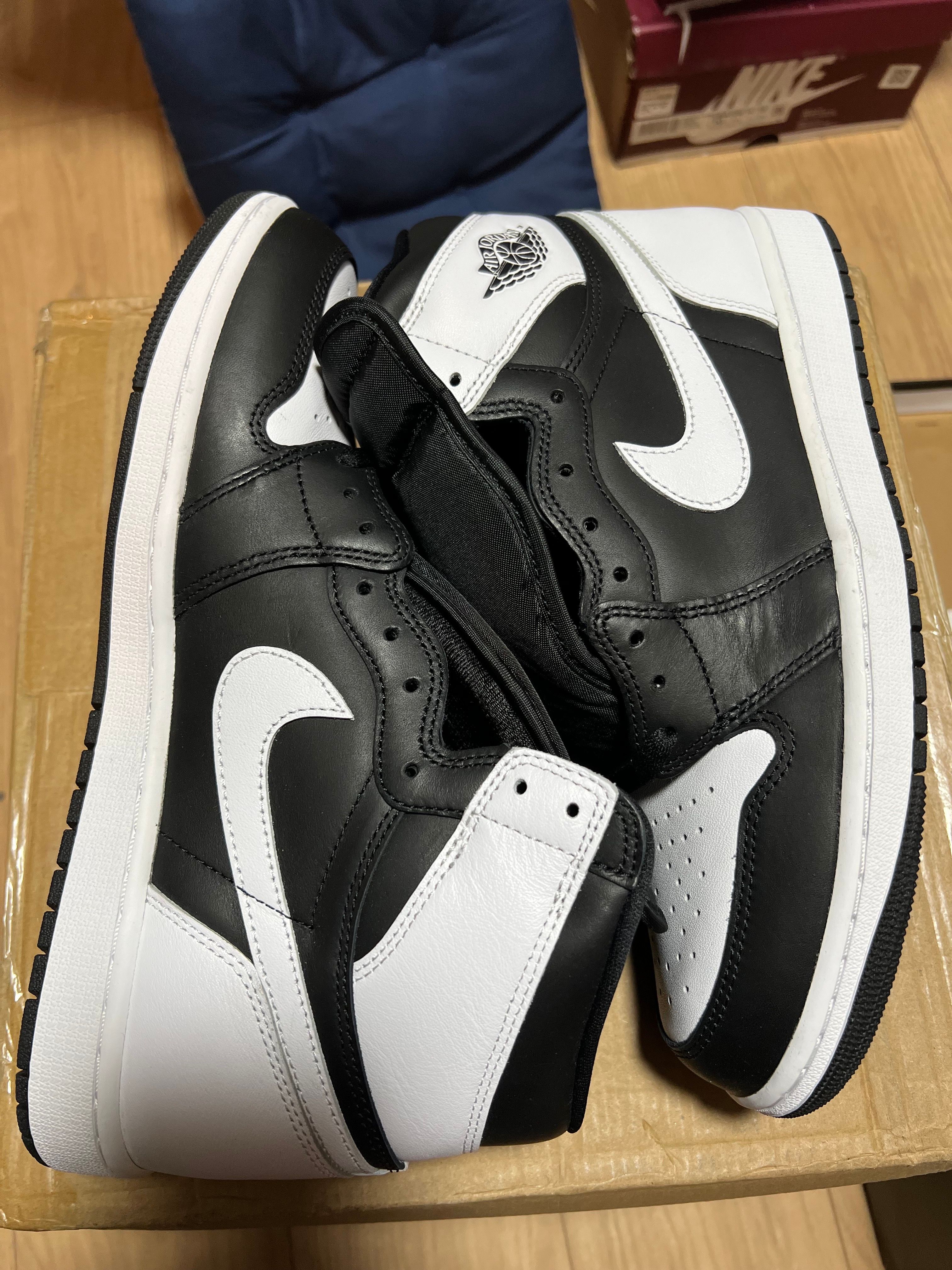Nike Air Jordan 1 Retro High OG "Black/White"