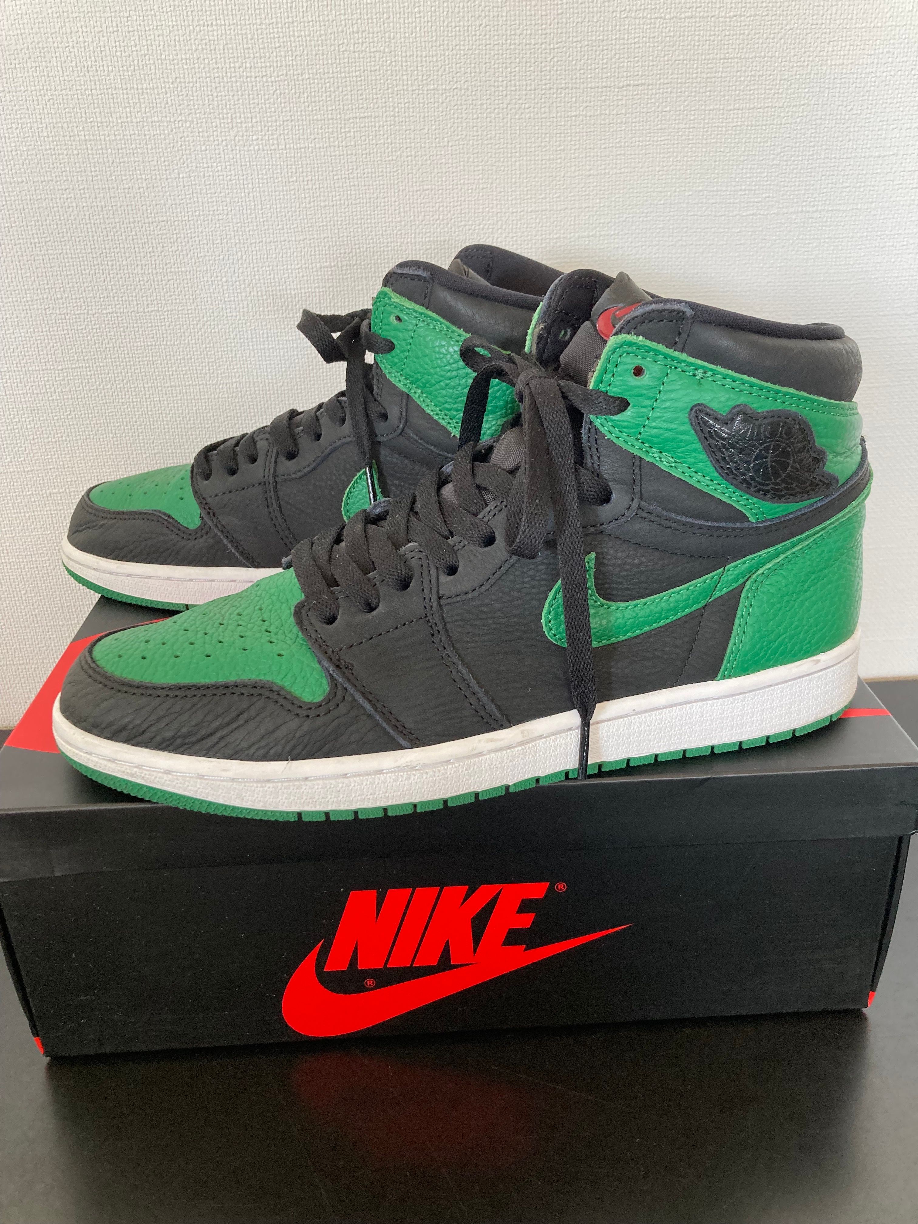 Nike Air Jordan 1 Retro High OG "Black/Pine Green" (2020)