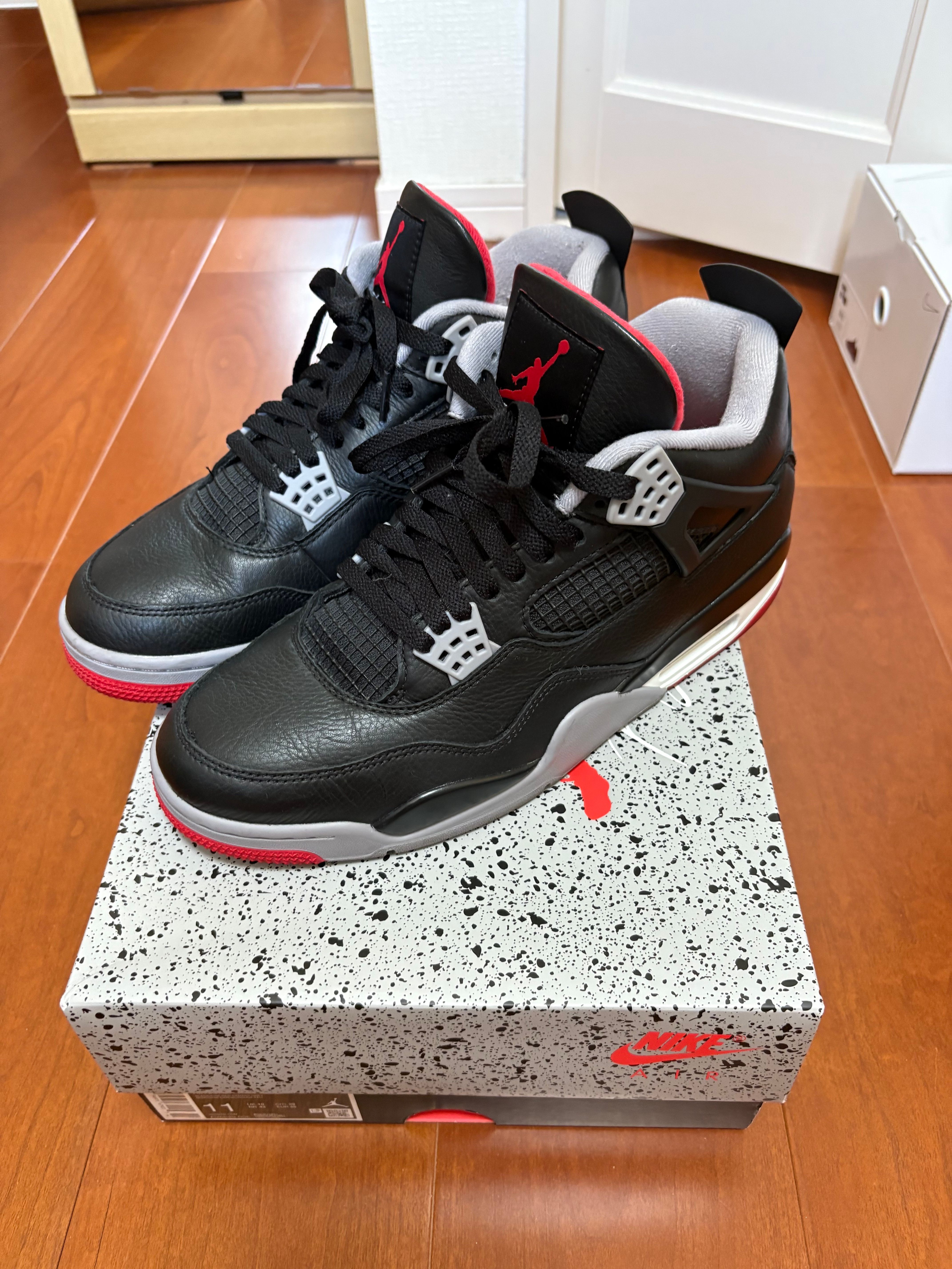 Nike Air Jordan 4 Retro "Bred Reimagined"