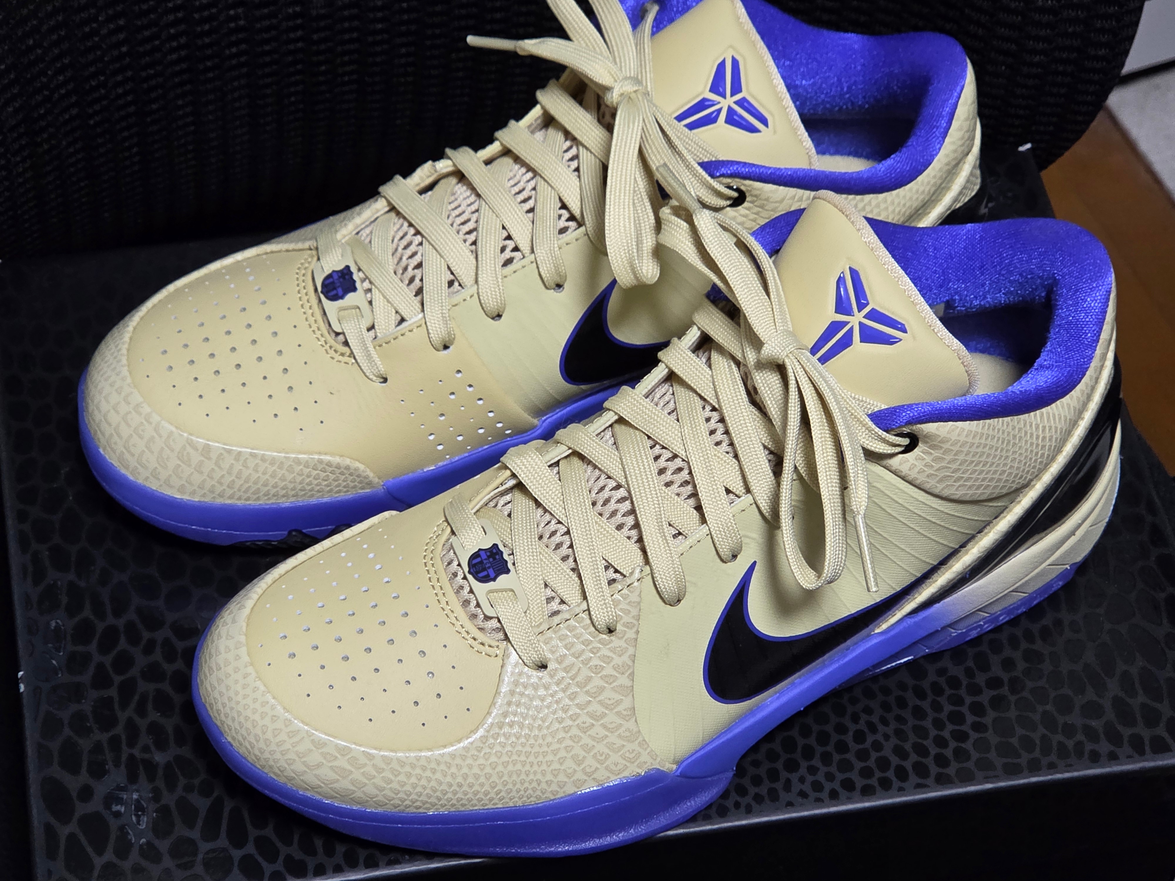 FC Barcelona × Nike Kobe 4 Protro "Team Gold/Persian Violet"