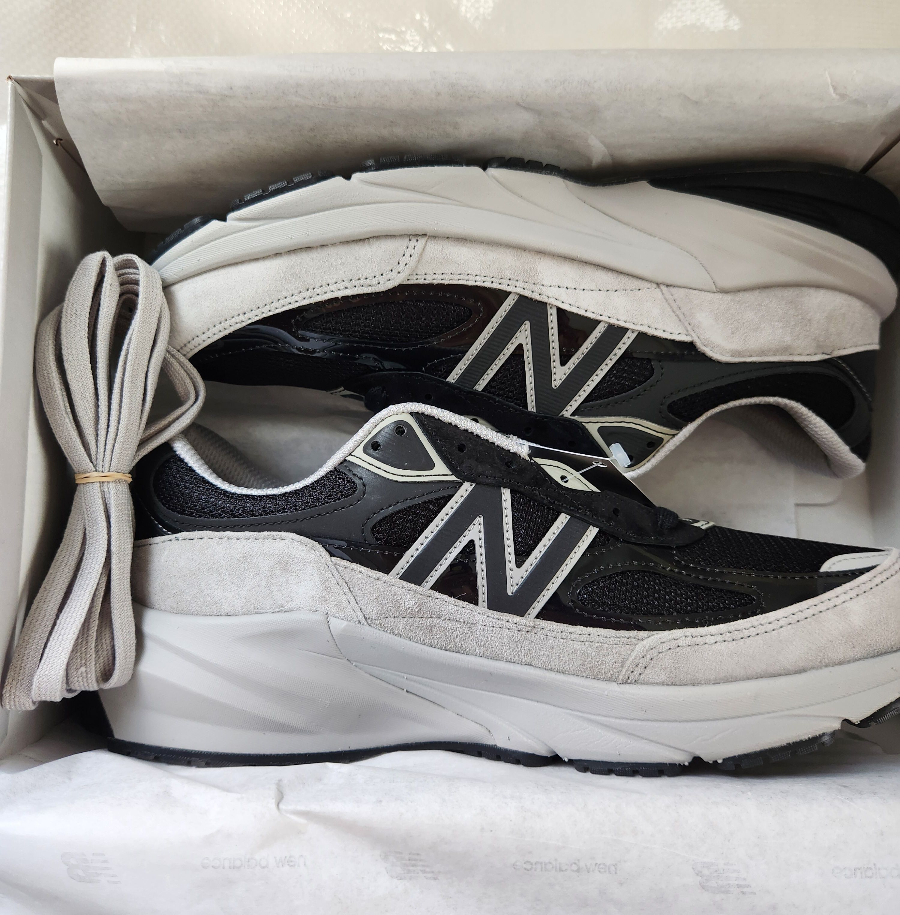 New Balance 990V6 "Black/Gray"