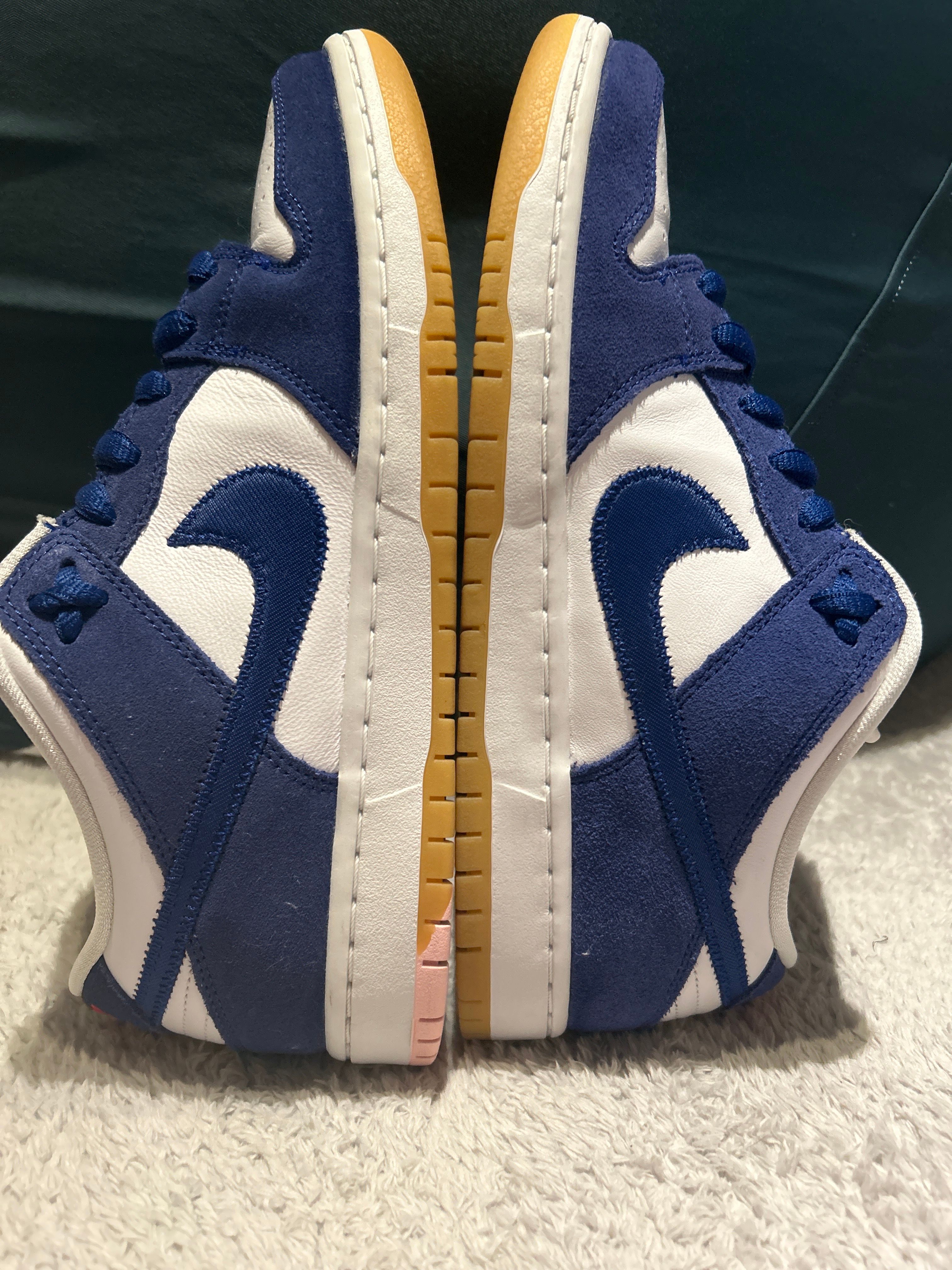 Nike SB Dunk Low "Los Angeles Dodgers/Deep Royal Blue"