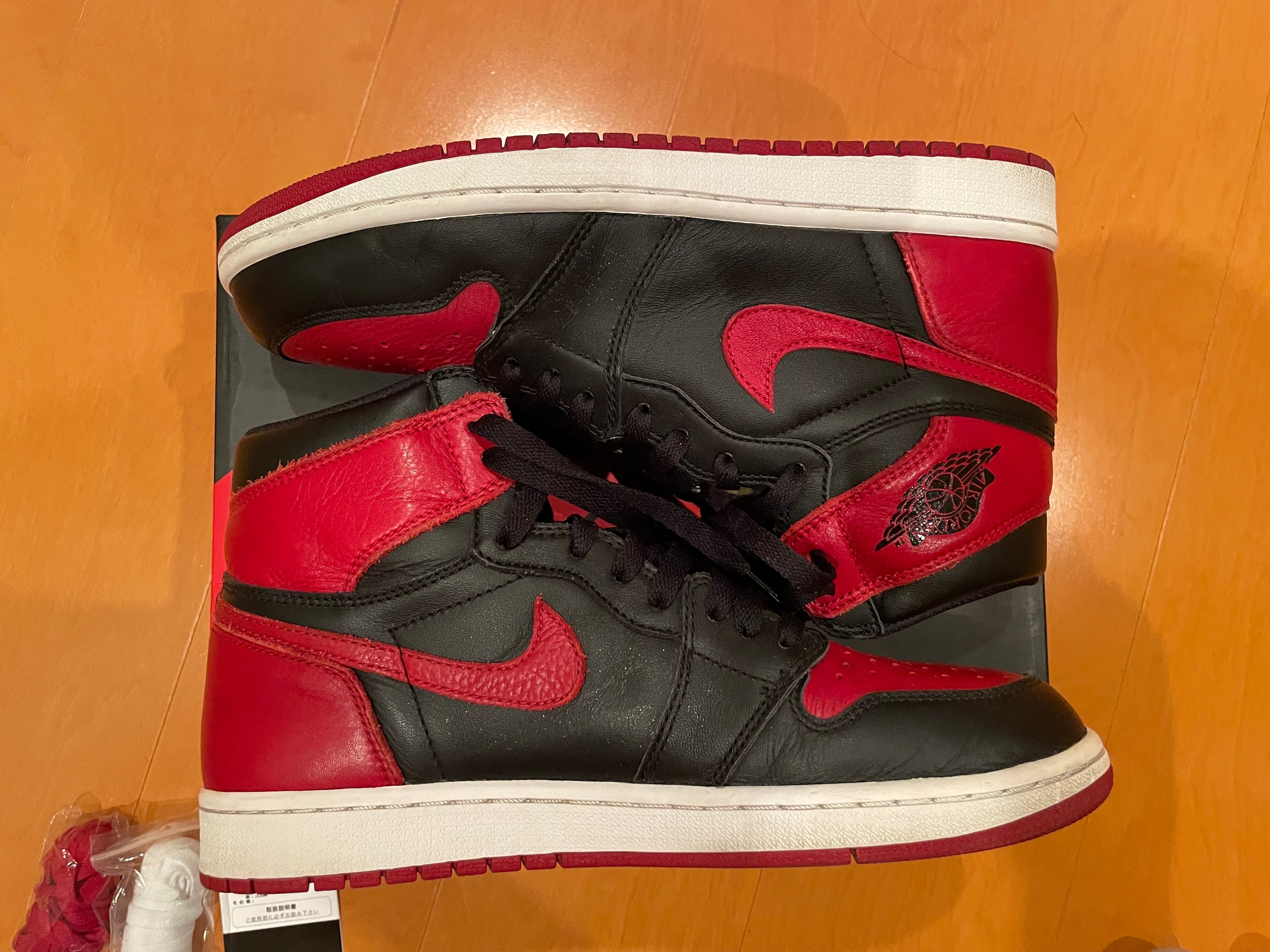 Nike Air Jordan 1 Retro High OG "Bred/Banned" (2016)