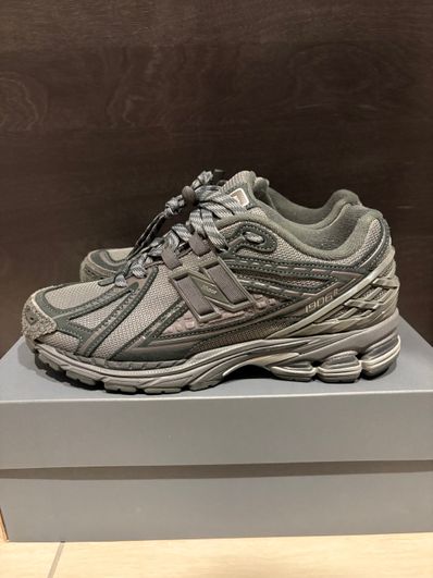 New Balance 1906R "Grey/Black"