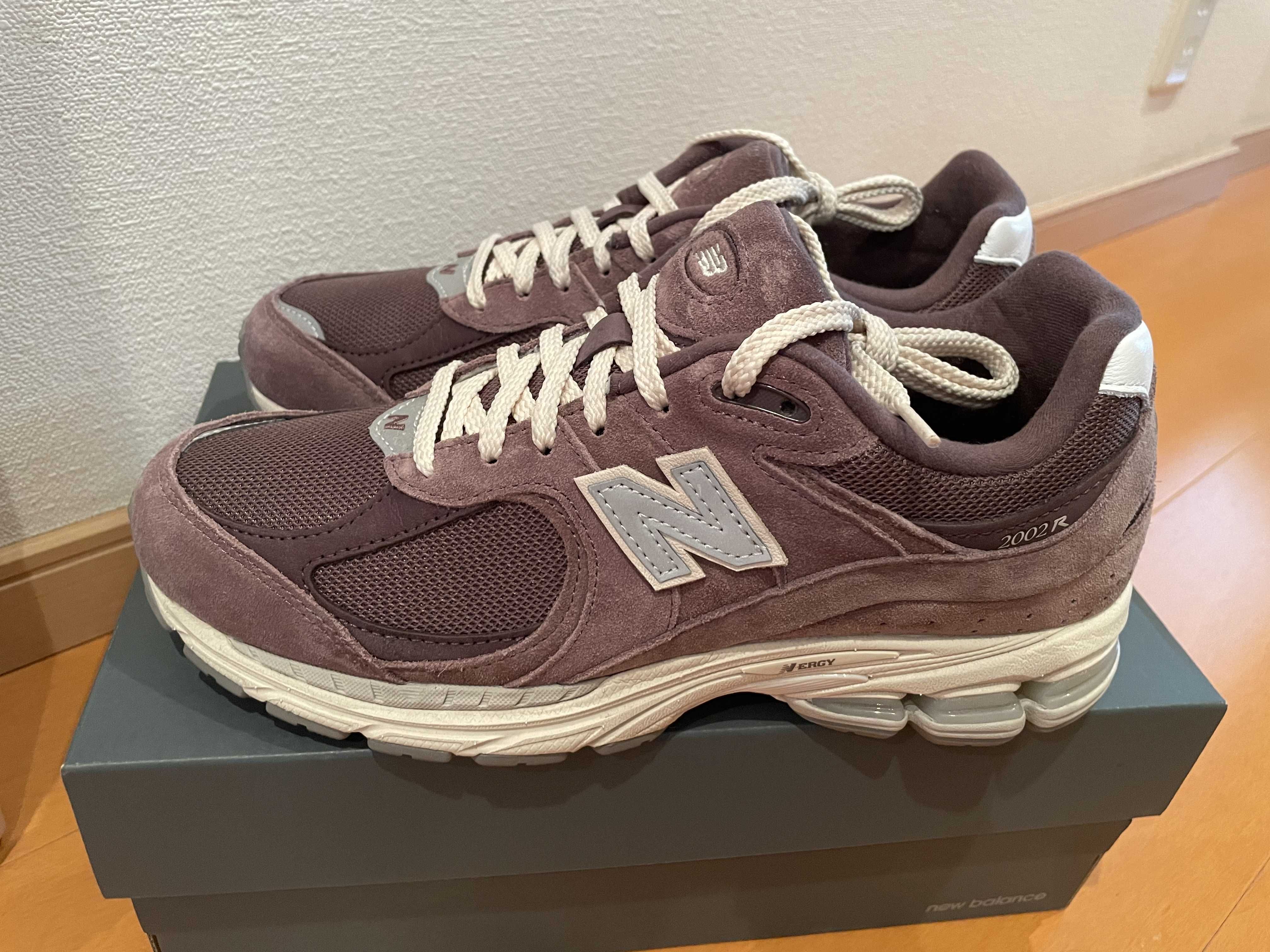 New Balance 2002R "Black Fig"