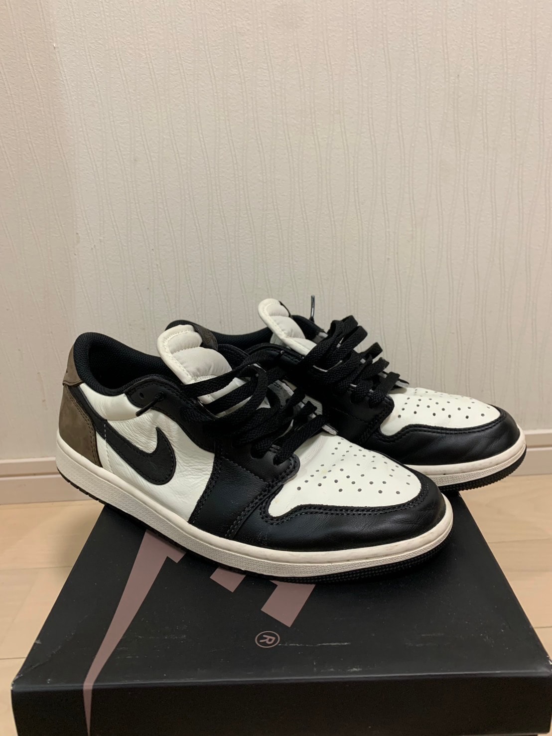 Nike Air Jordan 1 Retro Low OG "Mocha"