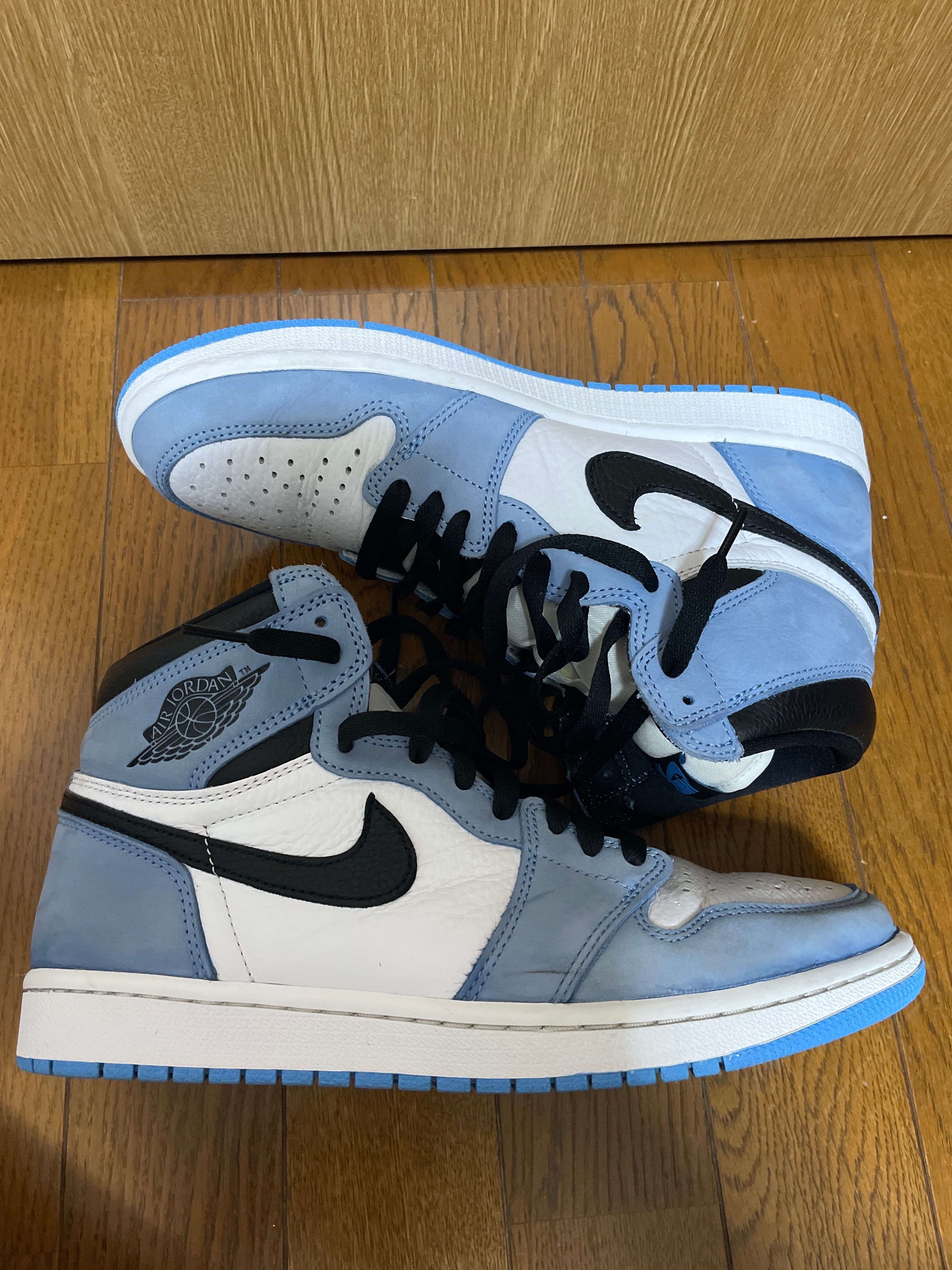 Nike Air Jordan 1 High OG "University Blue"