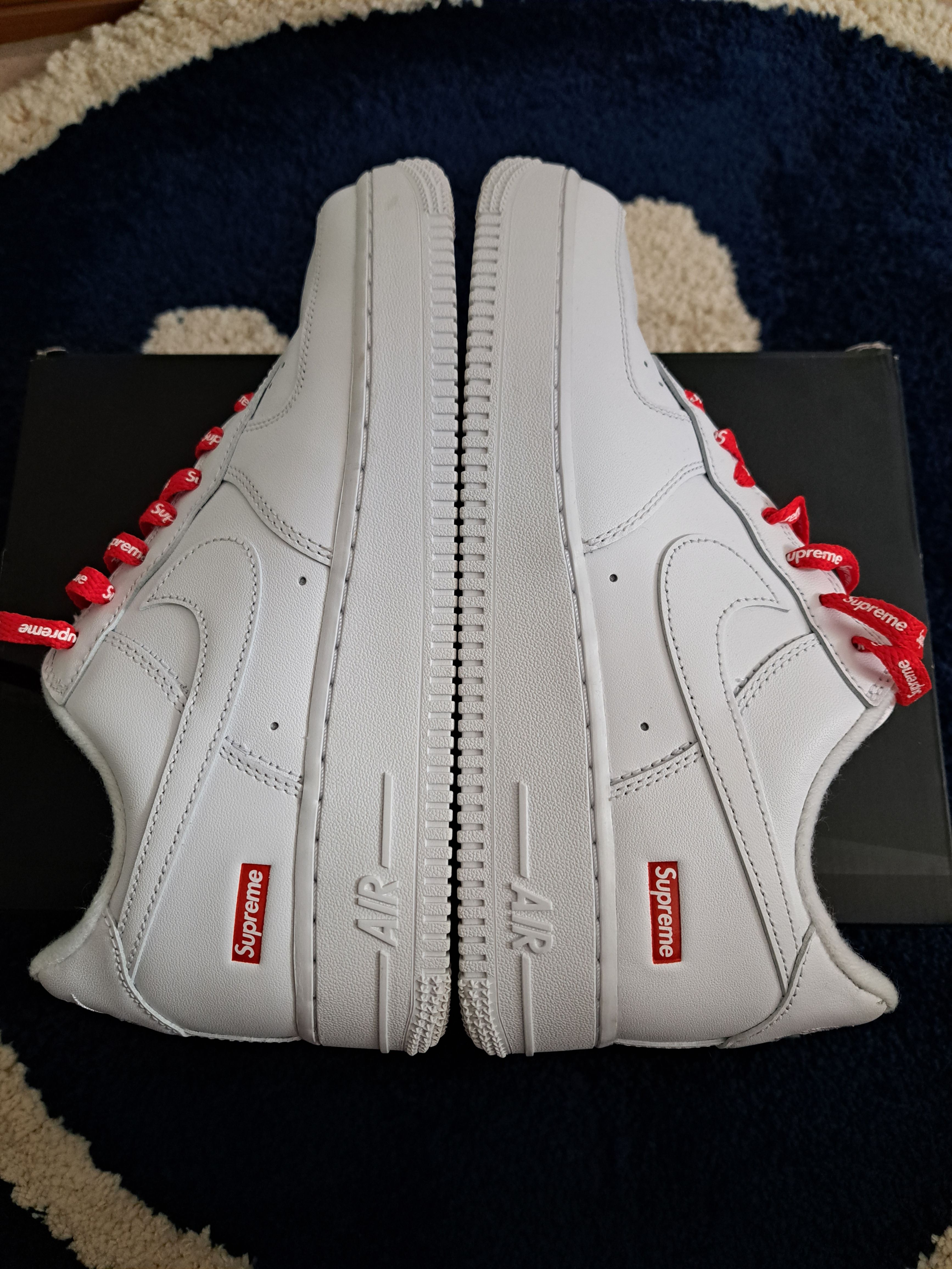 Supreme × Nike Air Force 1 Low "White"