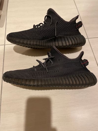 adidas YEEZY Boost 350 V2 "Black"