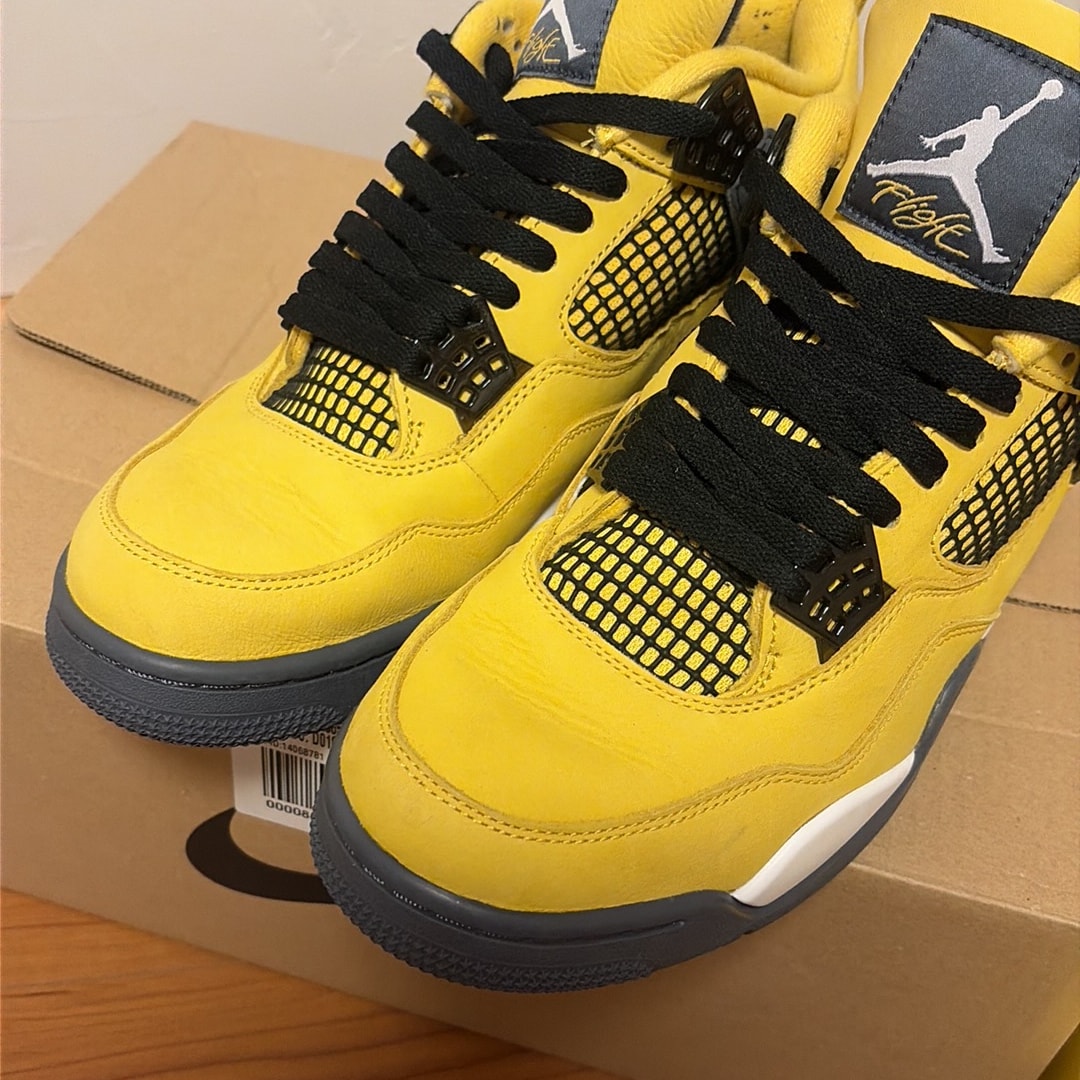 Nike Air Jordan 4 "Tour Yellow"