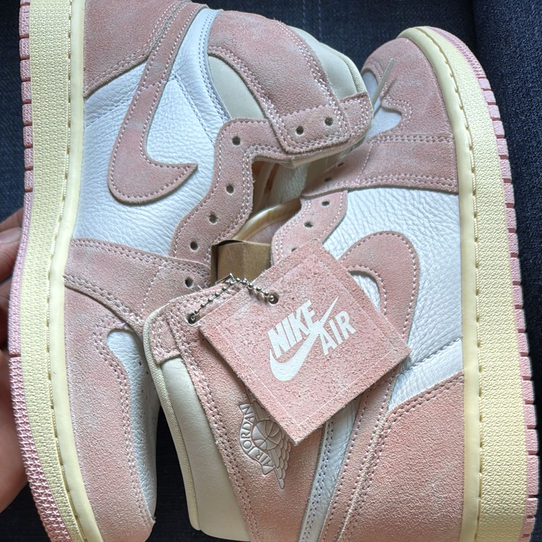 Nike Women's Air Jordan 1 Retro High OG "Washed Pink"