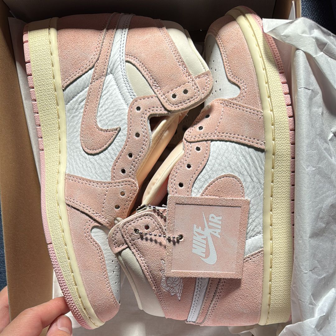 Nike Women's Air Jordan 1 Retro High OG "Washed Pink"
