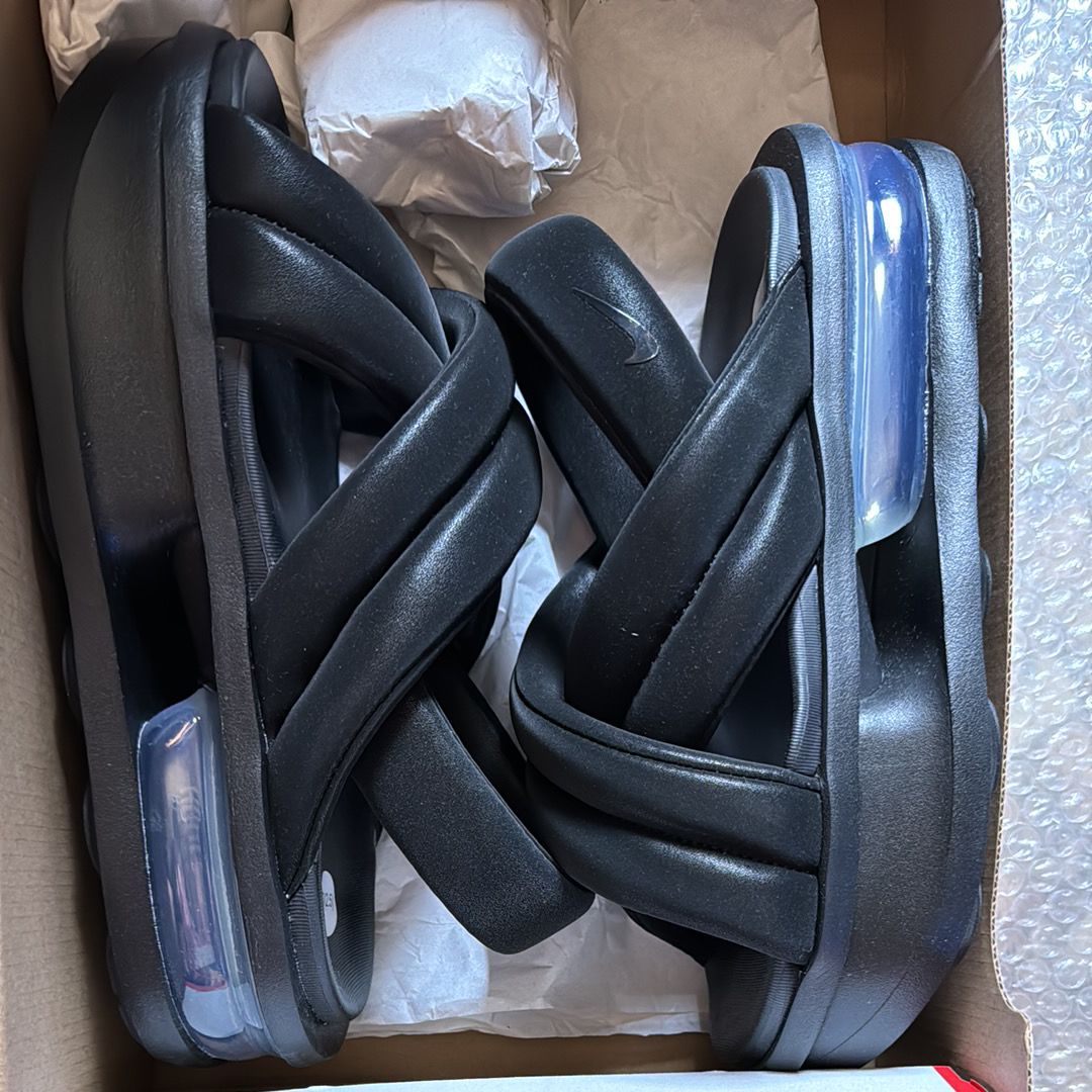 Nike Women's Air Max Isla Sandal "Black/Anthracite"