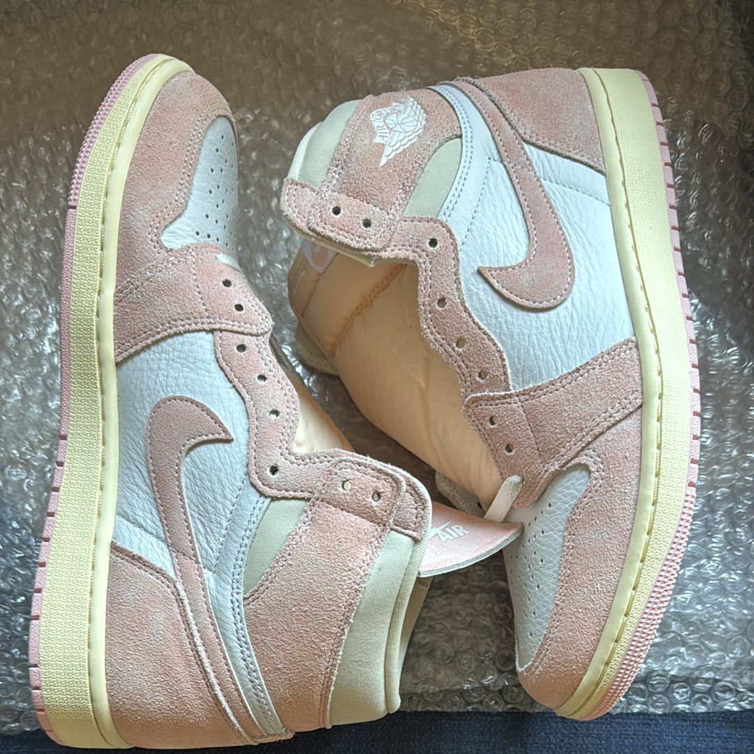Nike Women's Air Jordan 1 Retro High OG "Washed Pink"